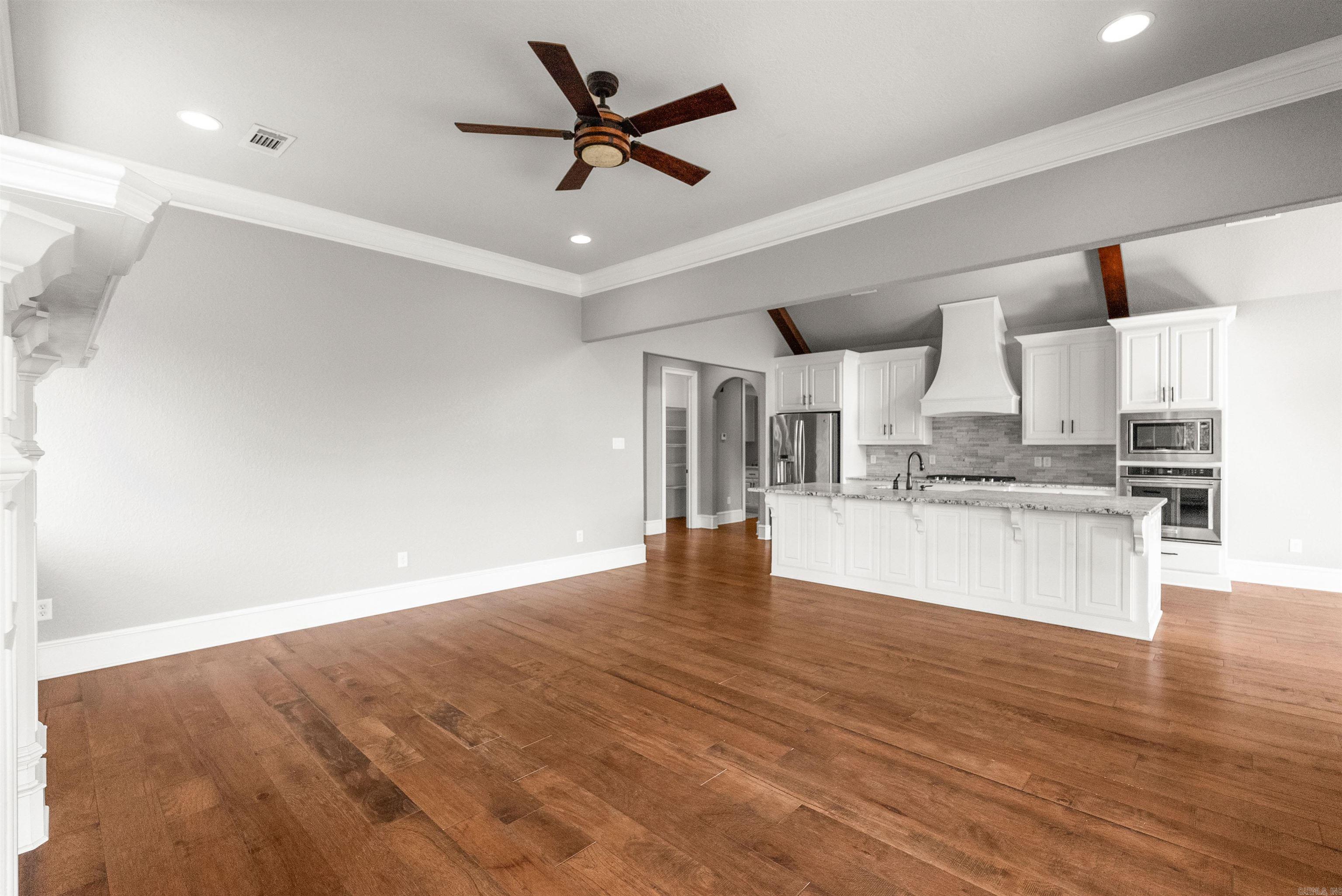 MILLERS CROSSING - Residential