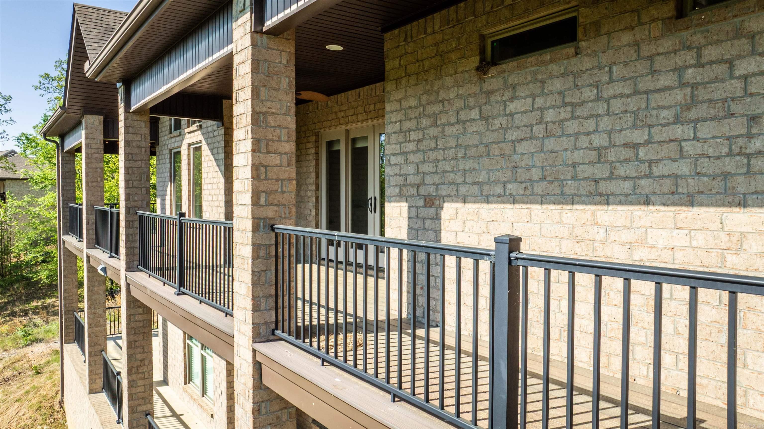 MILLERS CROSSING - Residential