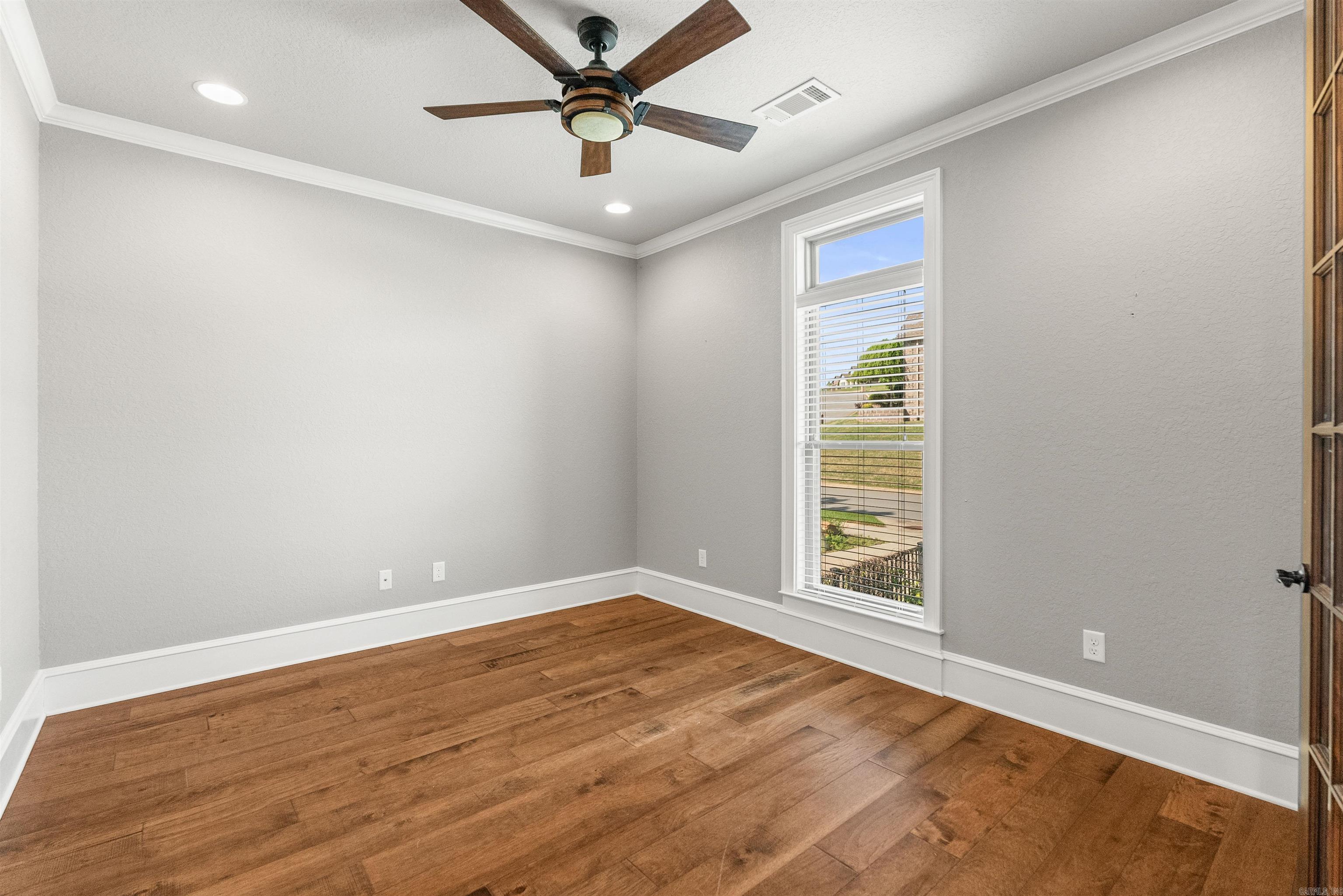 MILLERS CROSSING - Residential