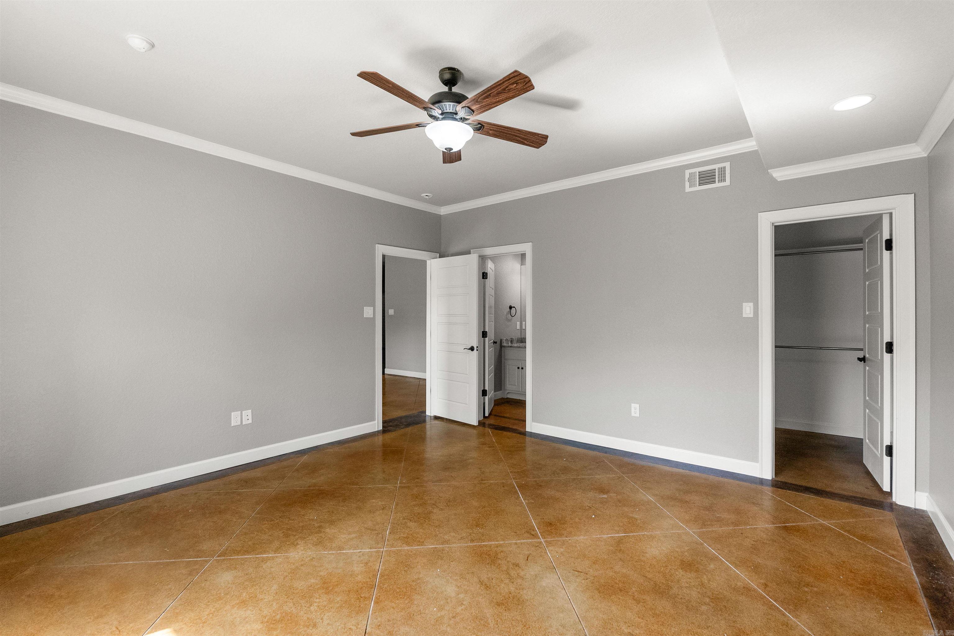 MILLERS CROSSING - Residential