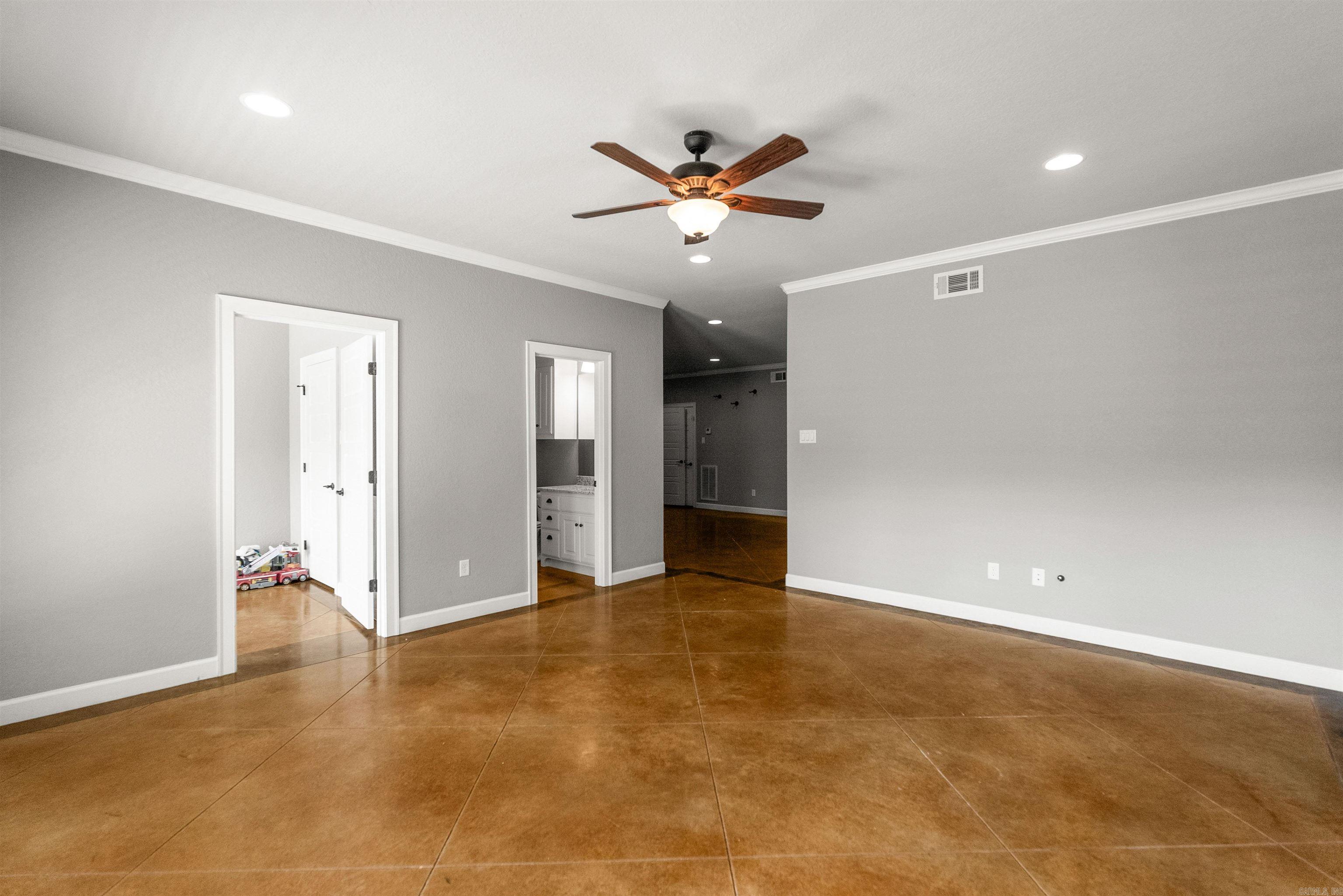 MILLERS CROSSING - Residential