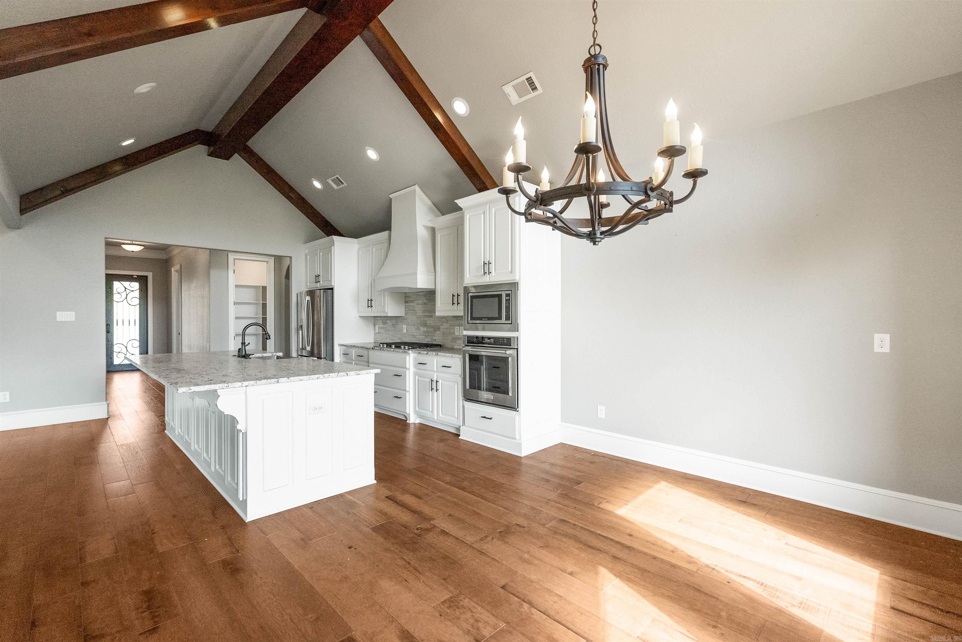 MILLERS CROSSING - Residential