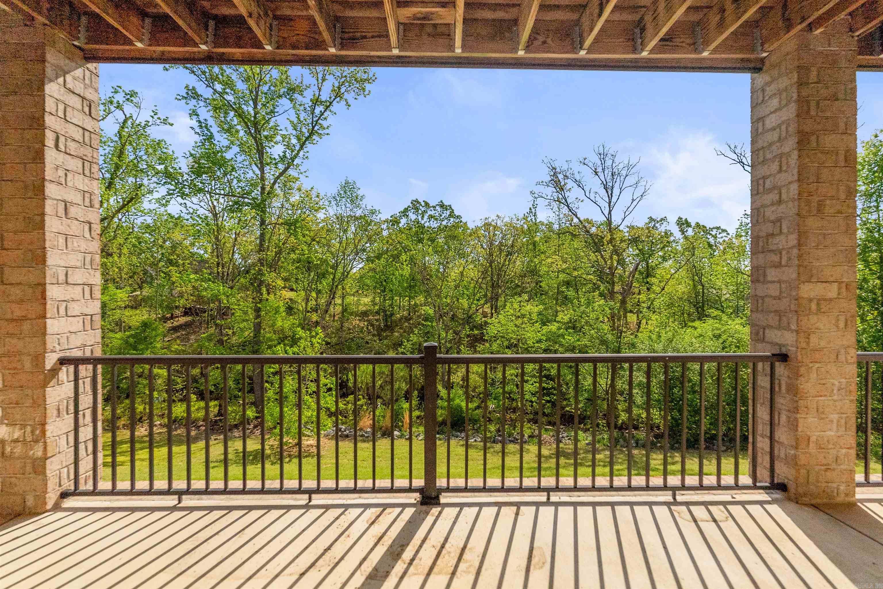 MILLERS CROSSING - Residential