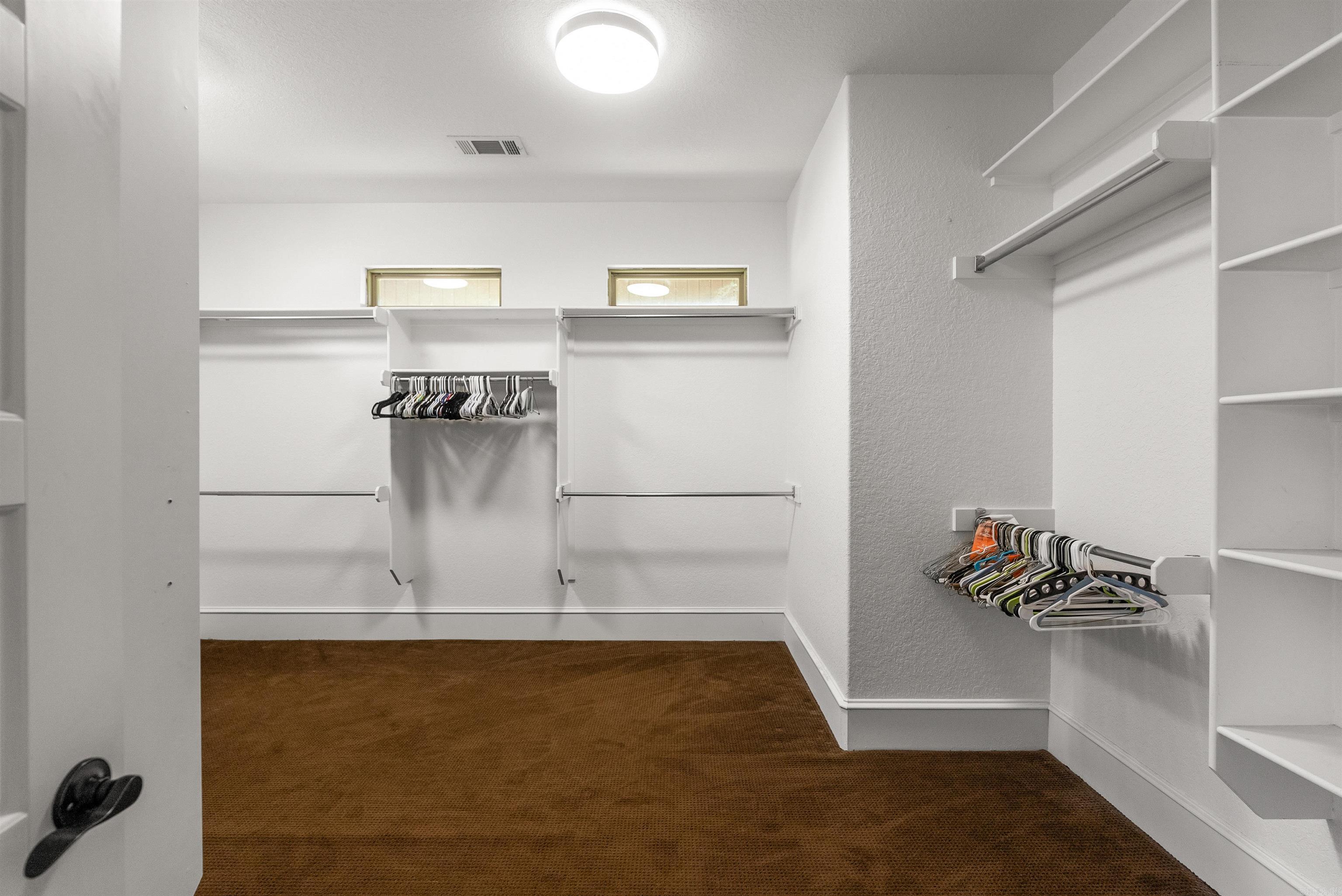 MILLERS CROSSING - Residential