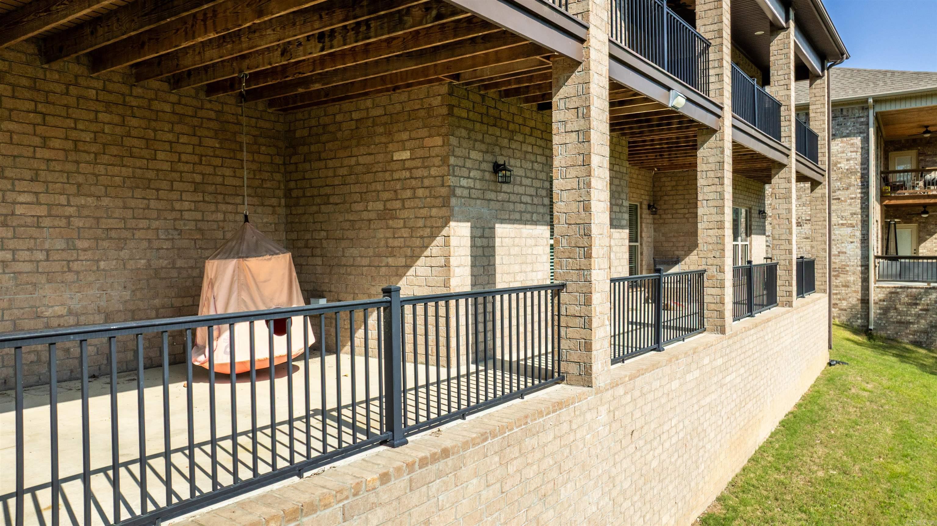 MILLERS CROSSING - Residential