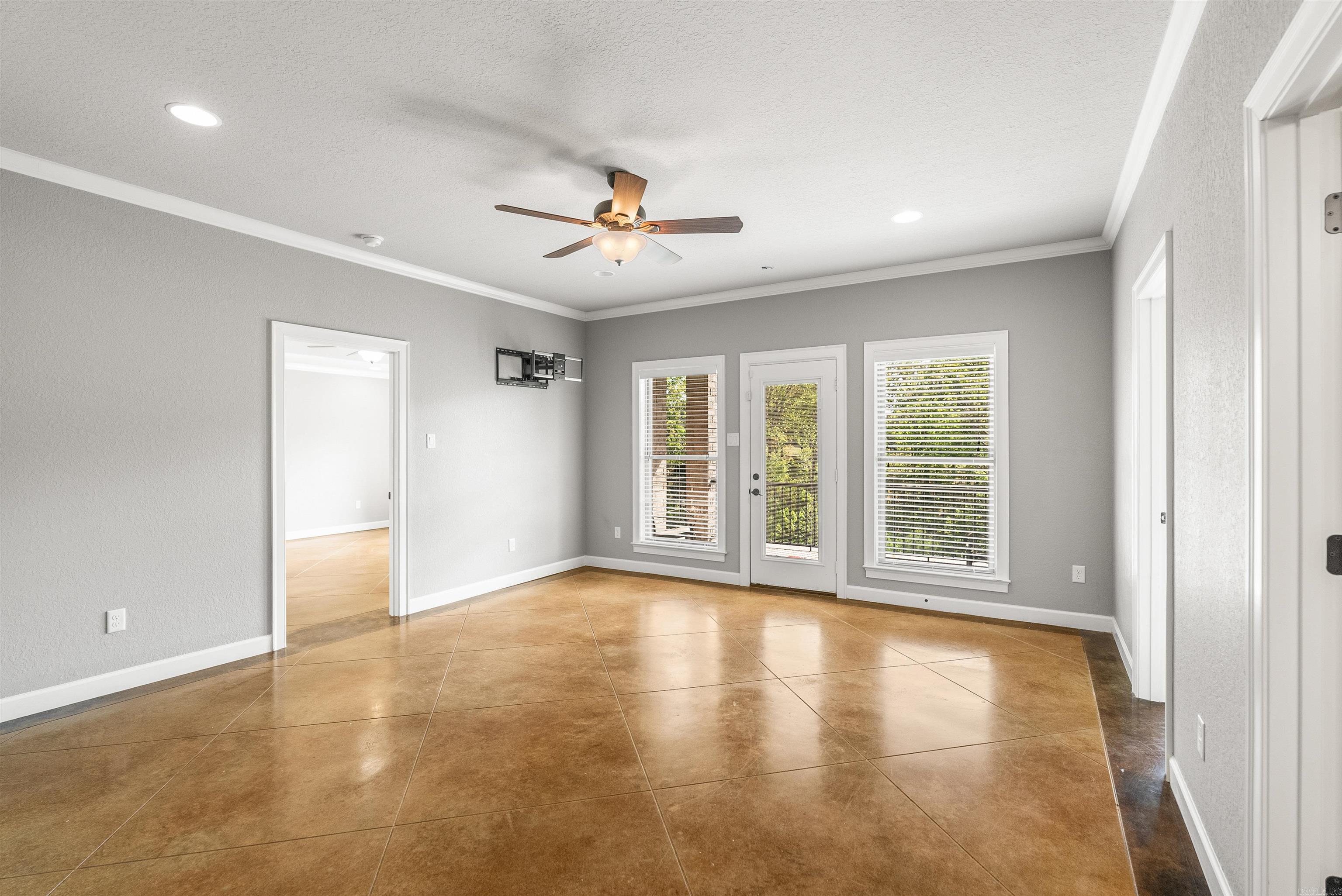 MILLERS CROSSING - Residential