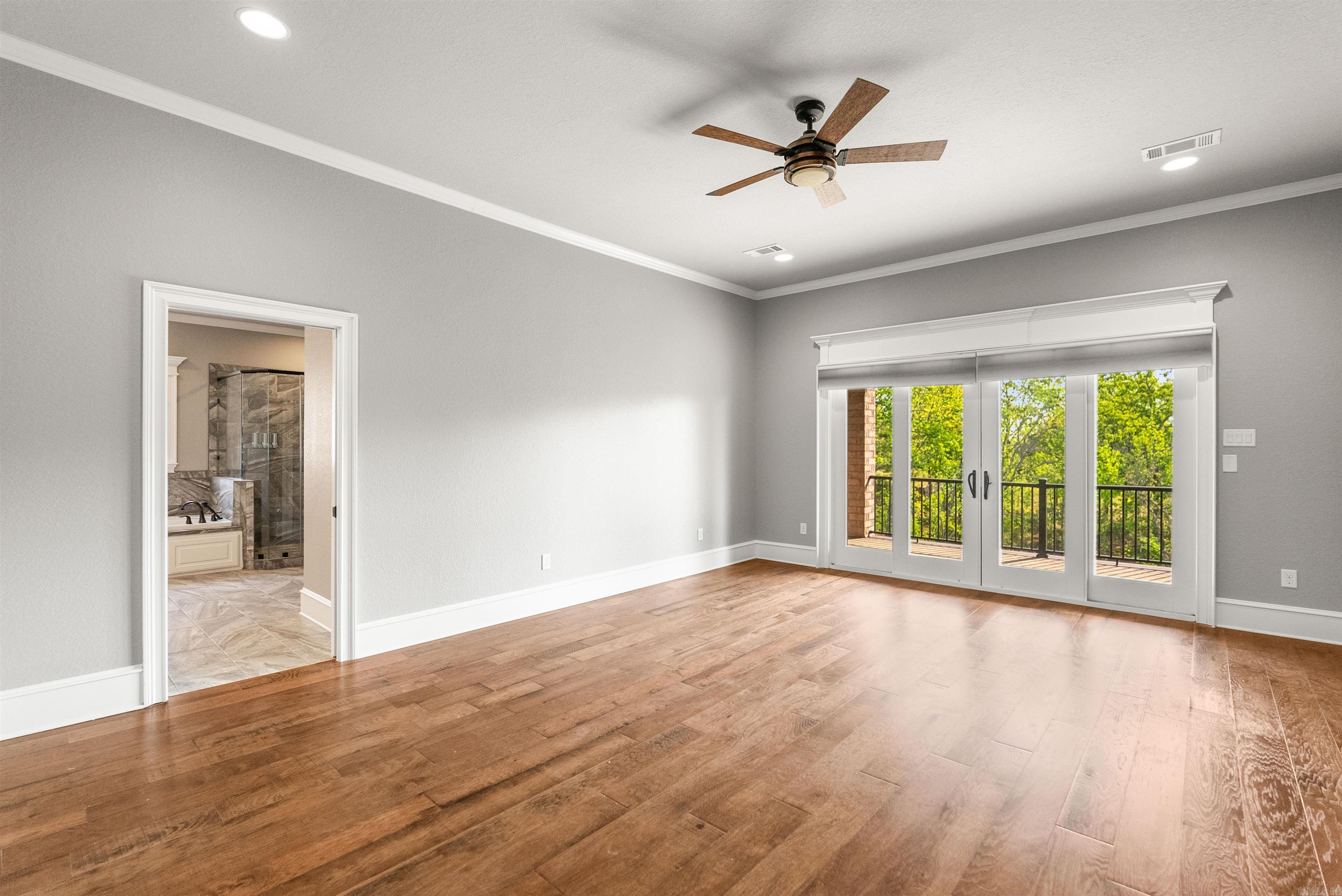 MILLERS CROSSING - Residential