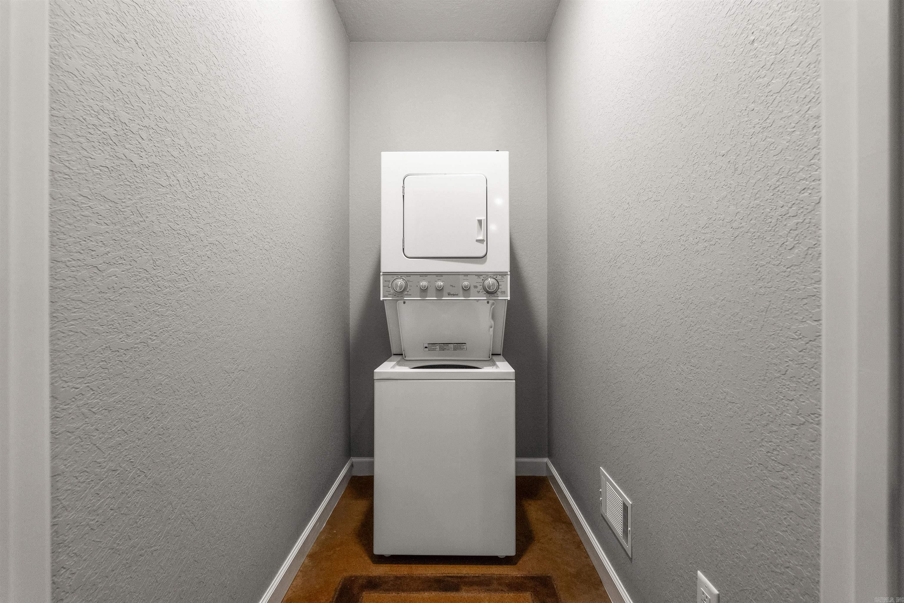 MILLERS CROSSING - Residential