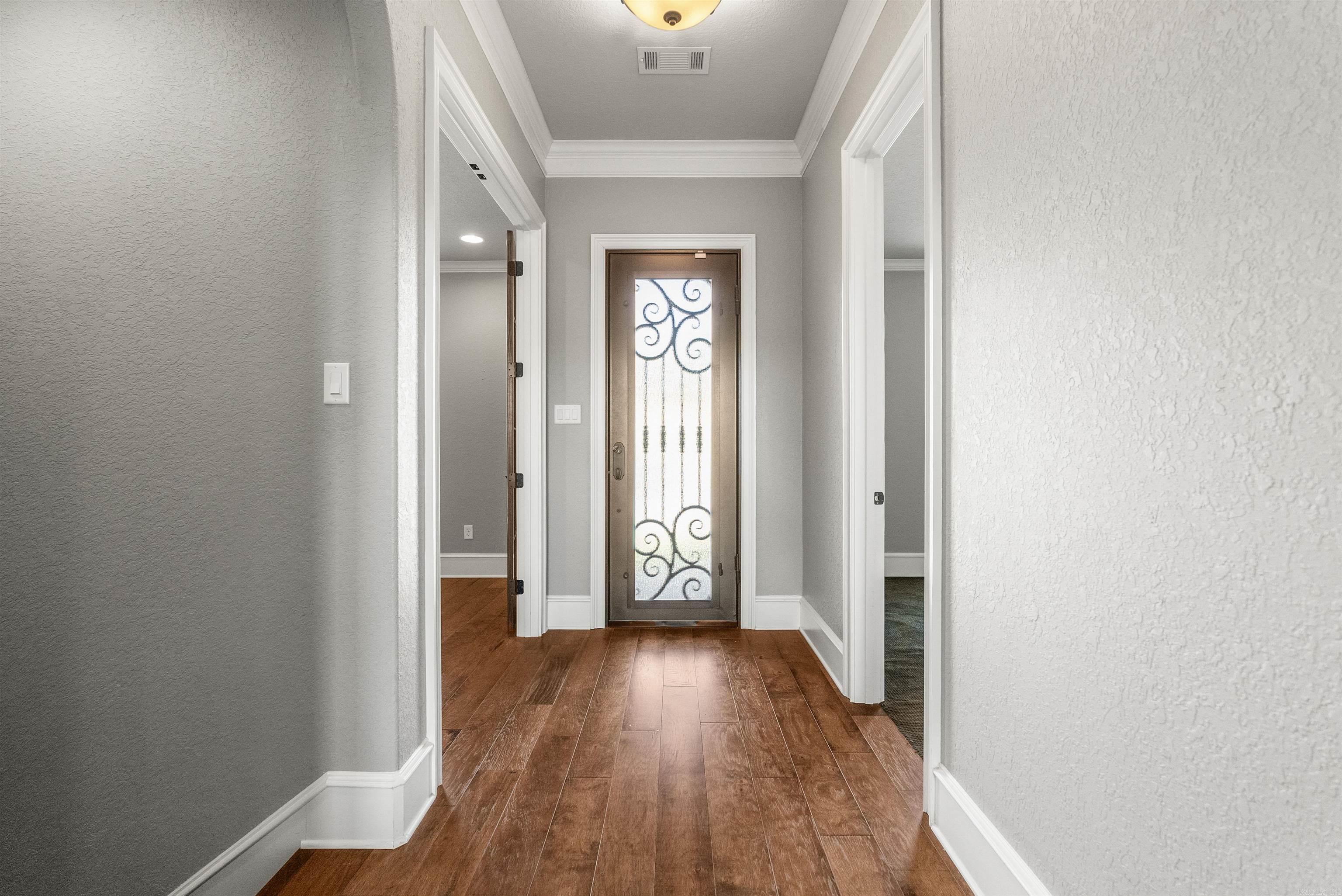 MILLERS CROSSING - Residential