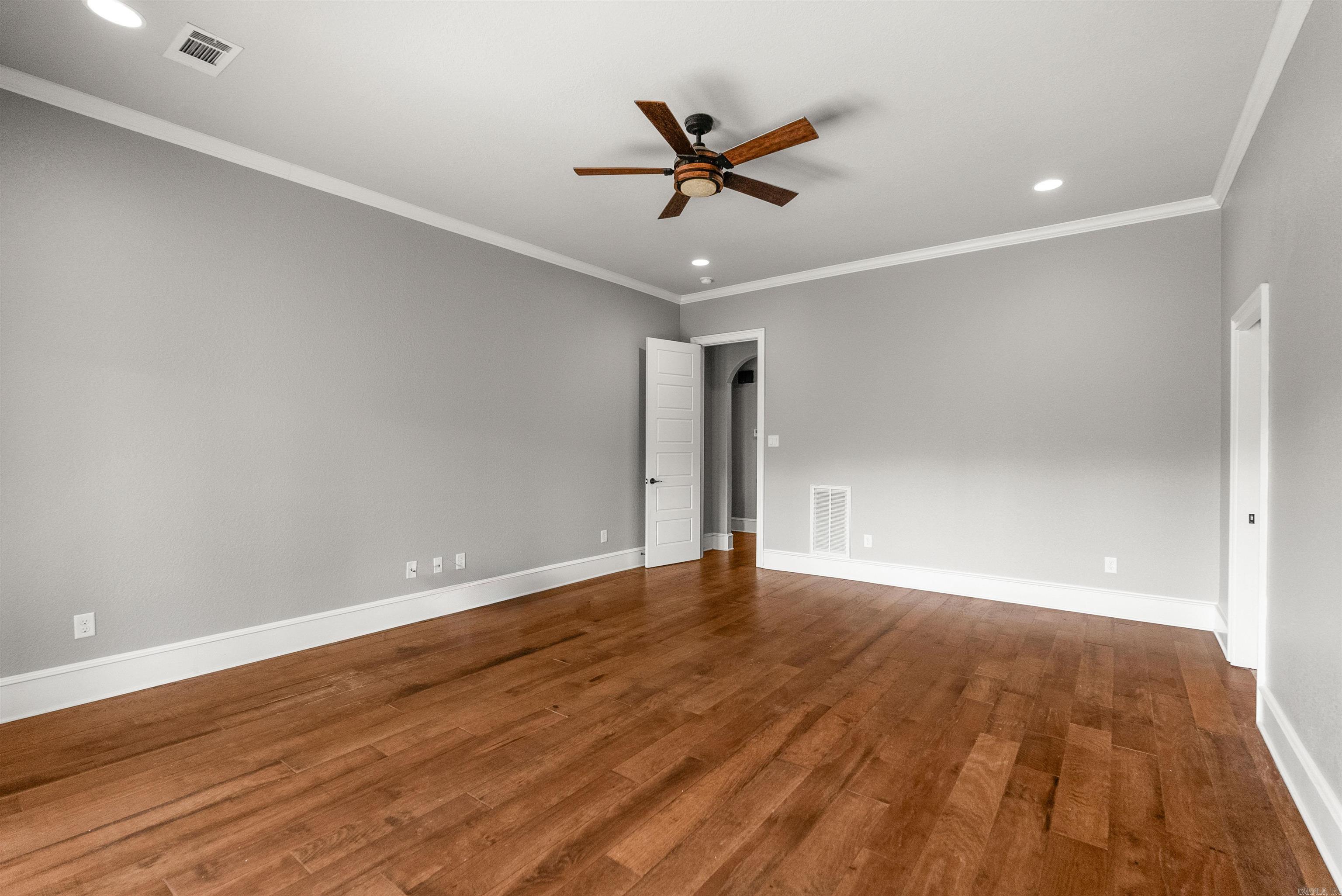 MILLERS CROSSING - Residential