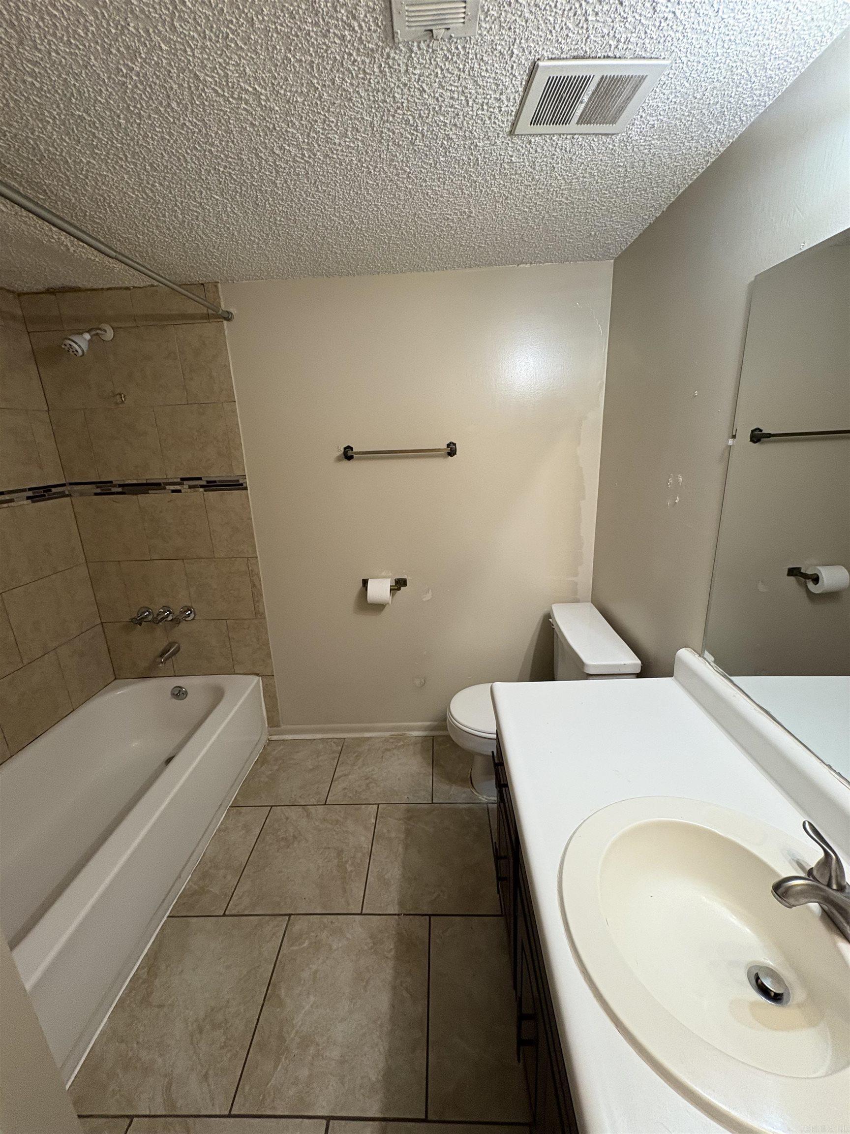 Parkwood - Residential Lease