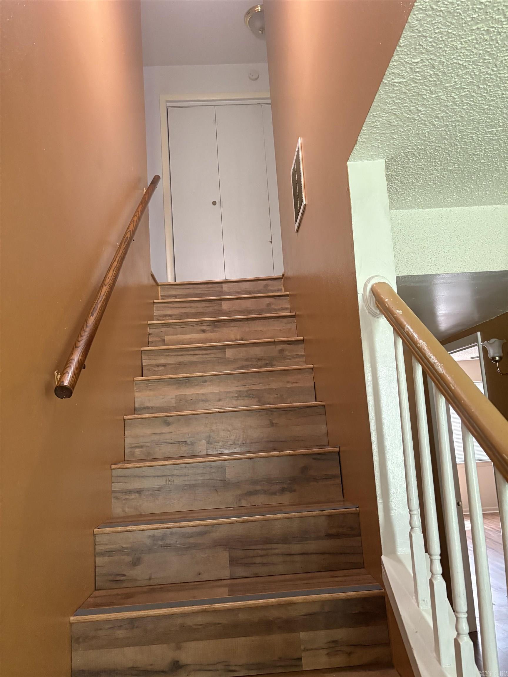 Parkwood - Residential Lease