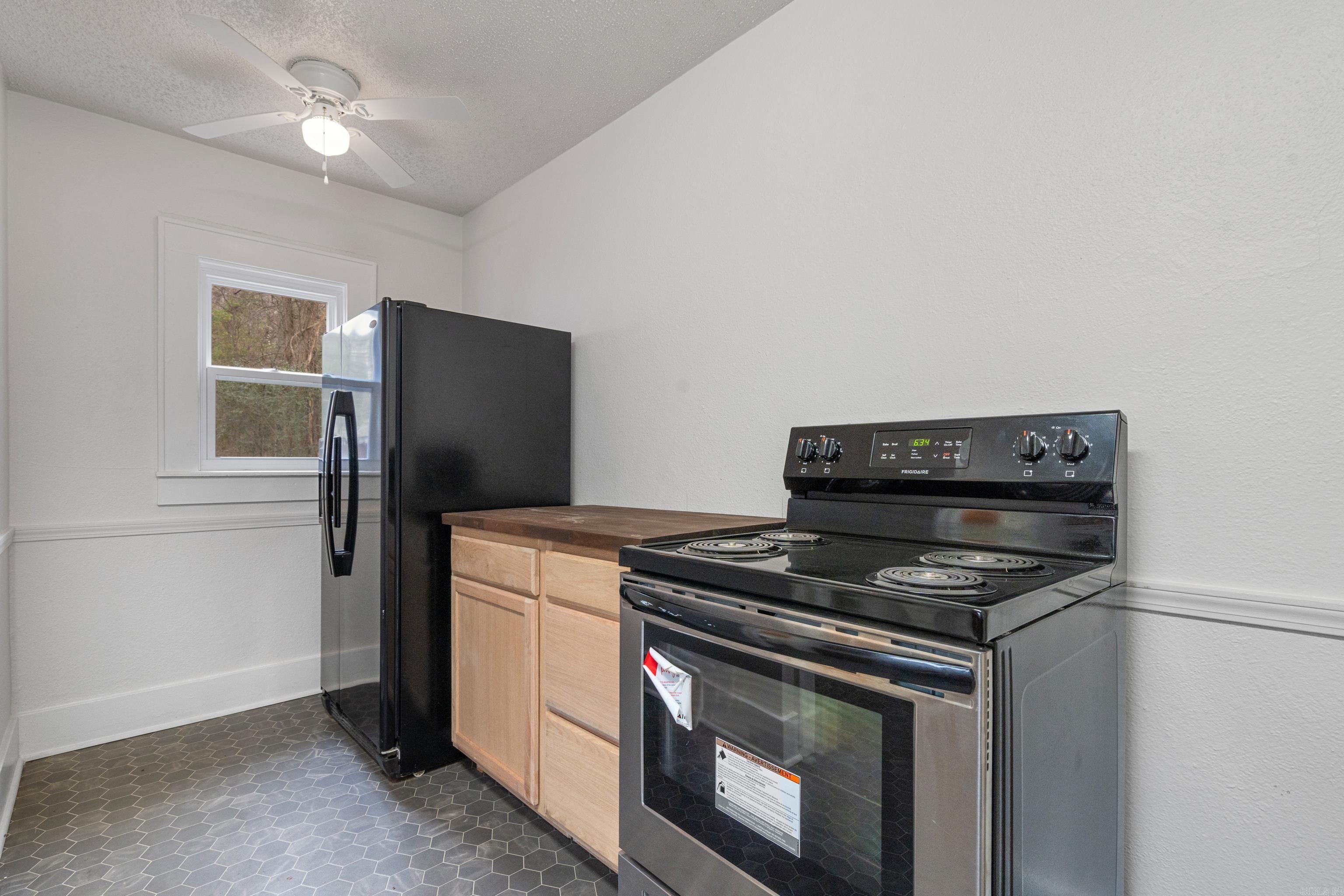 HSR BLK - Residential