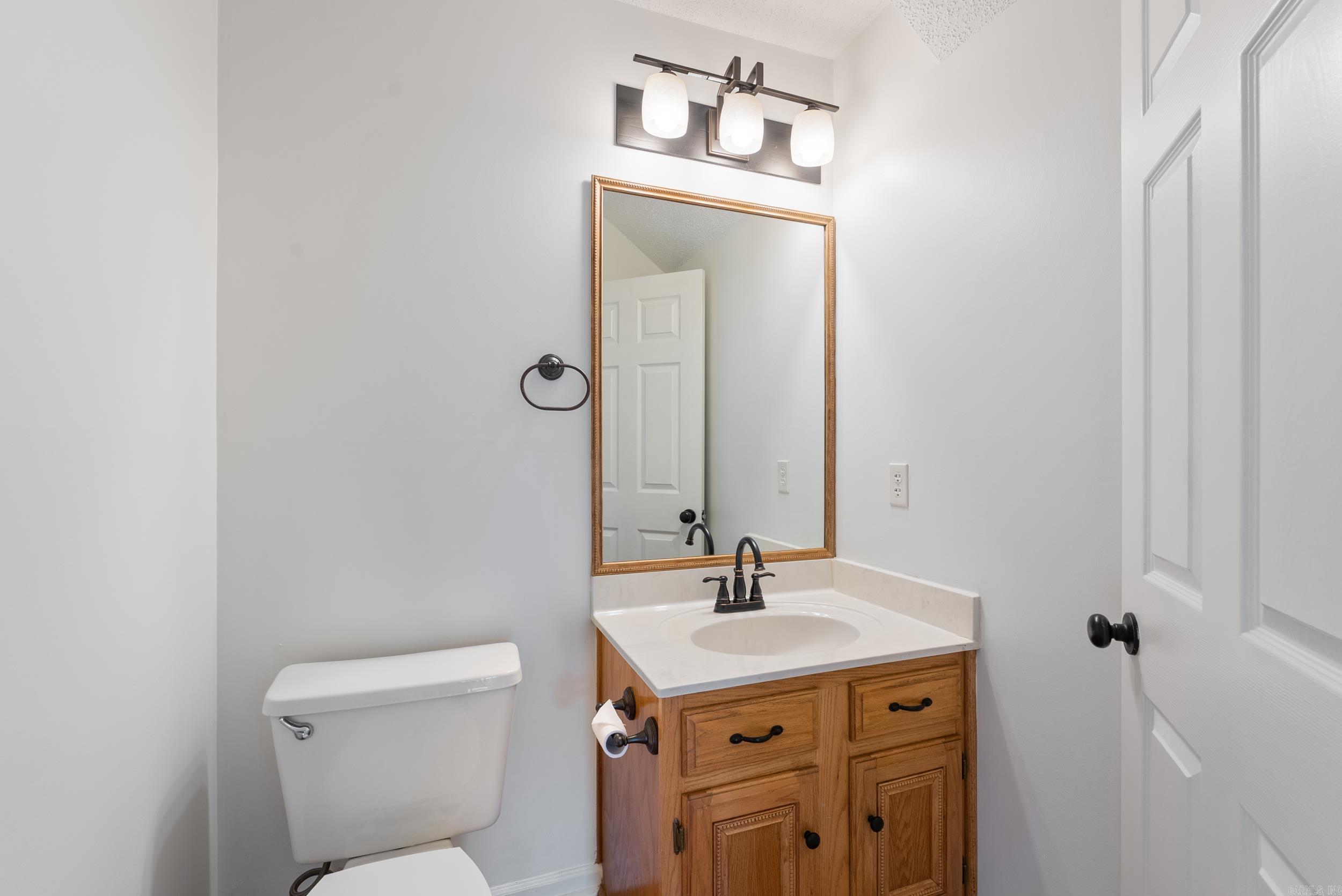 DIAMOND POINTE - Residential