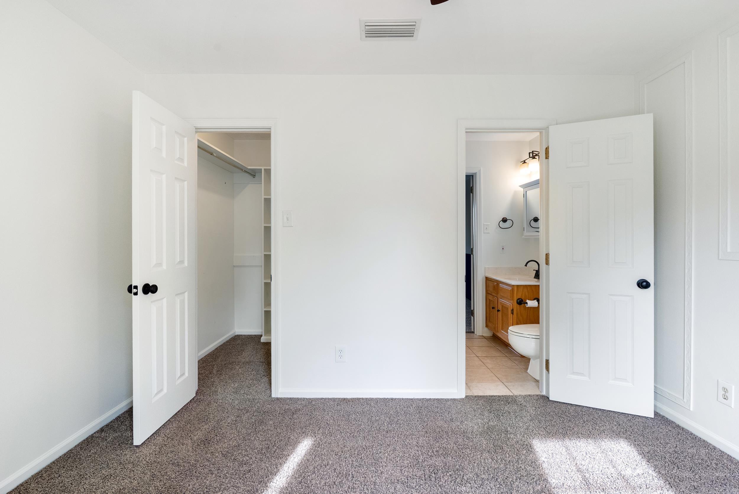 DIAMOND POINTE - Residential