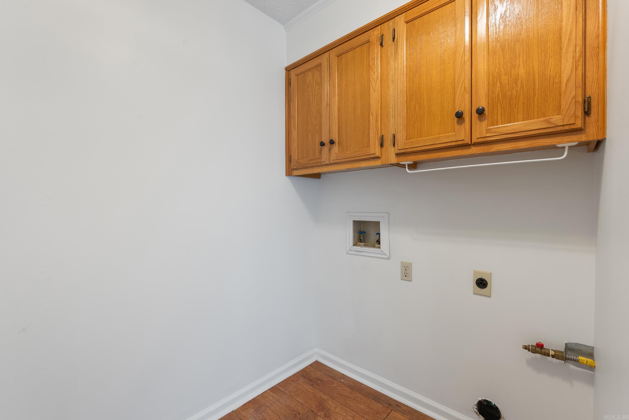 DIAMOND POINTE - Residential