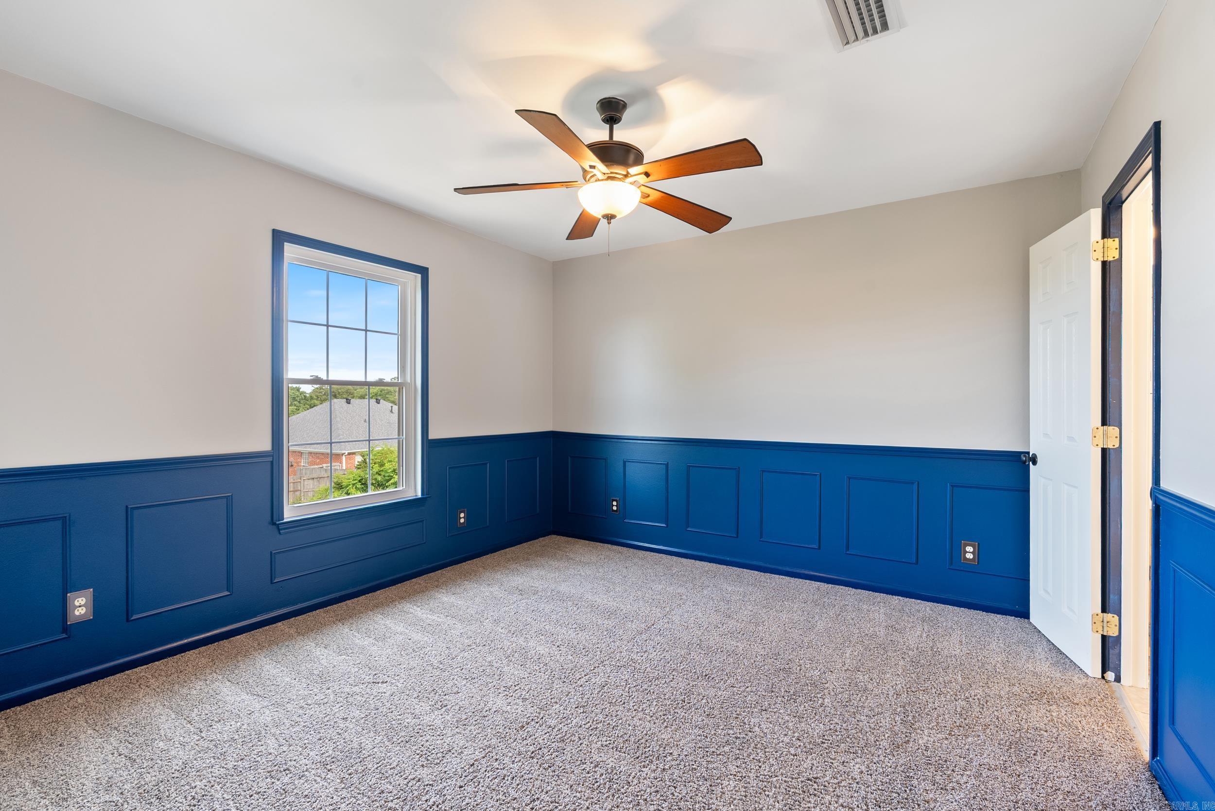 DIAMOND POINTE - Residential