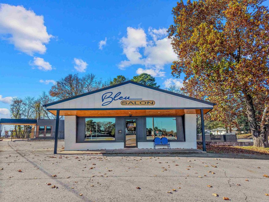 Building has easy access to I-30, and access from Old Congo. Seller has done lots of updating, Roof 3 months old, New plumbing,HVAC, windows and eletric. Tankless water heater, new flooring