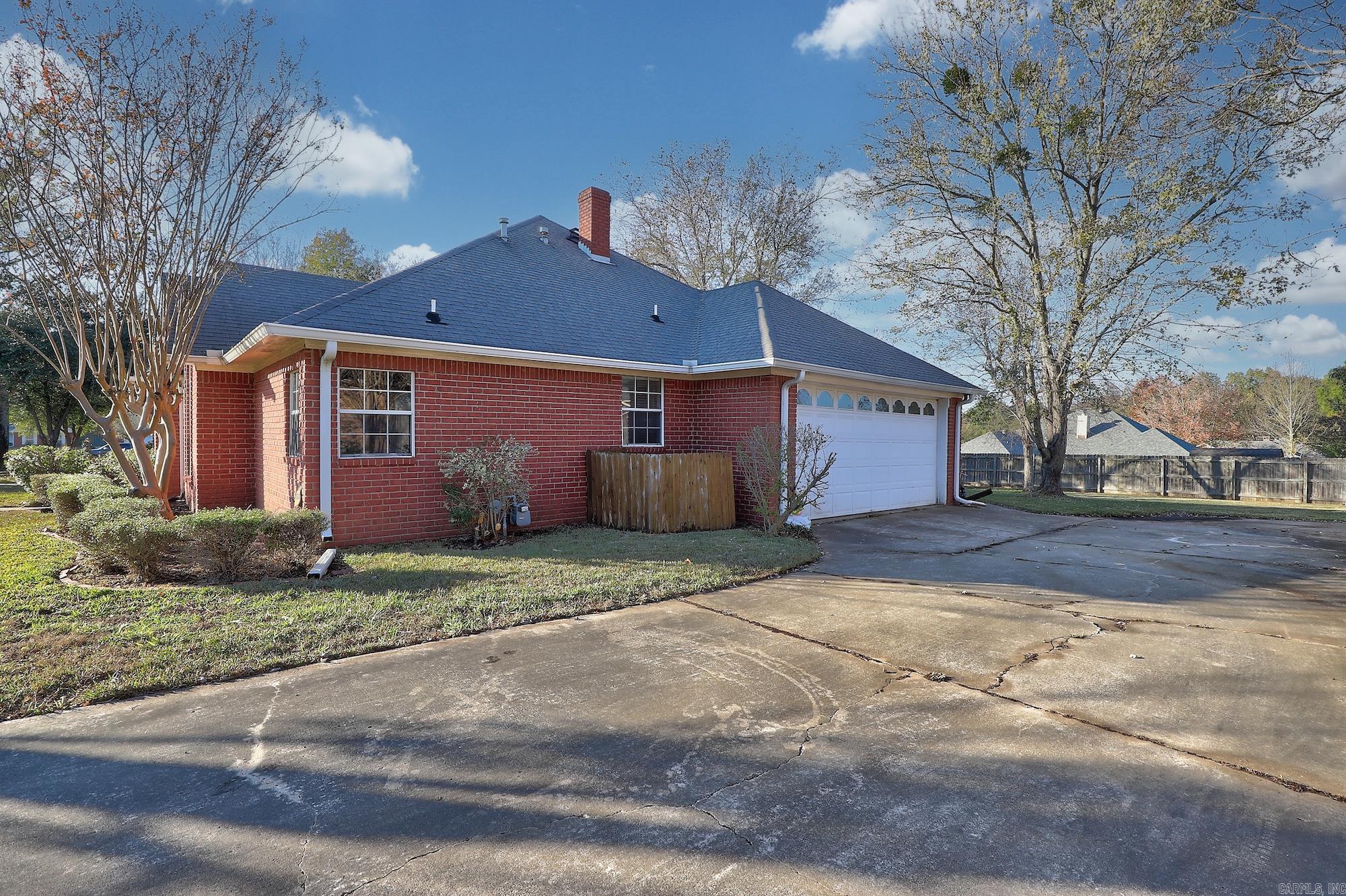 CASTLEROCK ESTATES - Residential