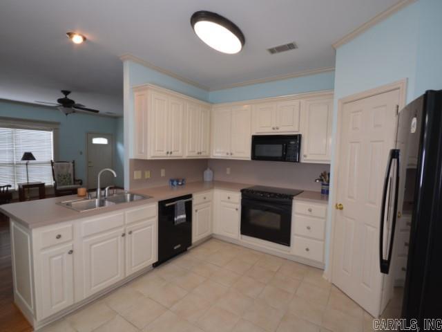 CHERRY CREEK - Residential