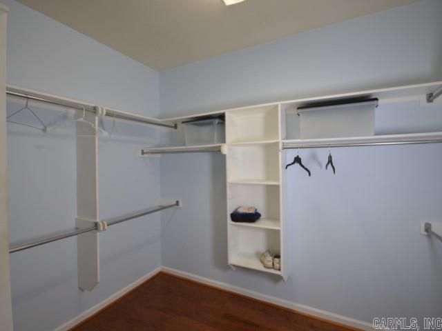 CHERRY CREEK - Residential