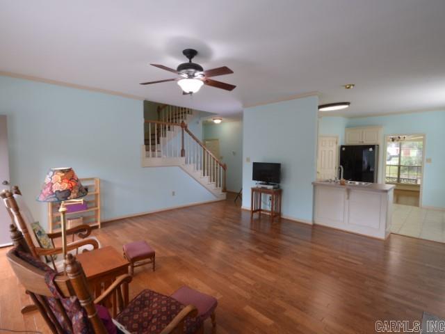 CHERRY CREEK - Residential