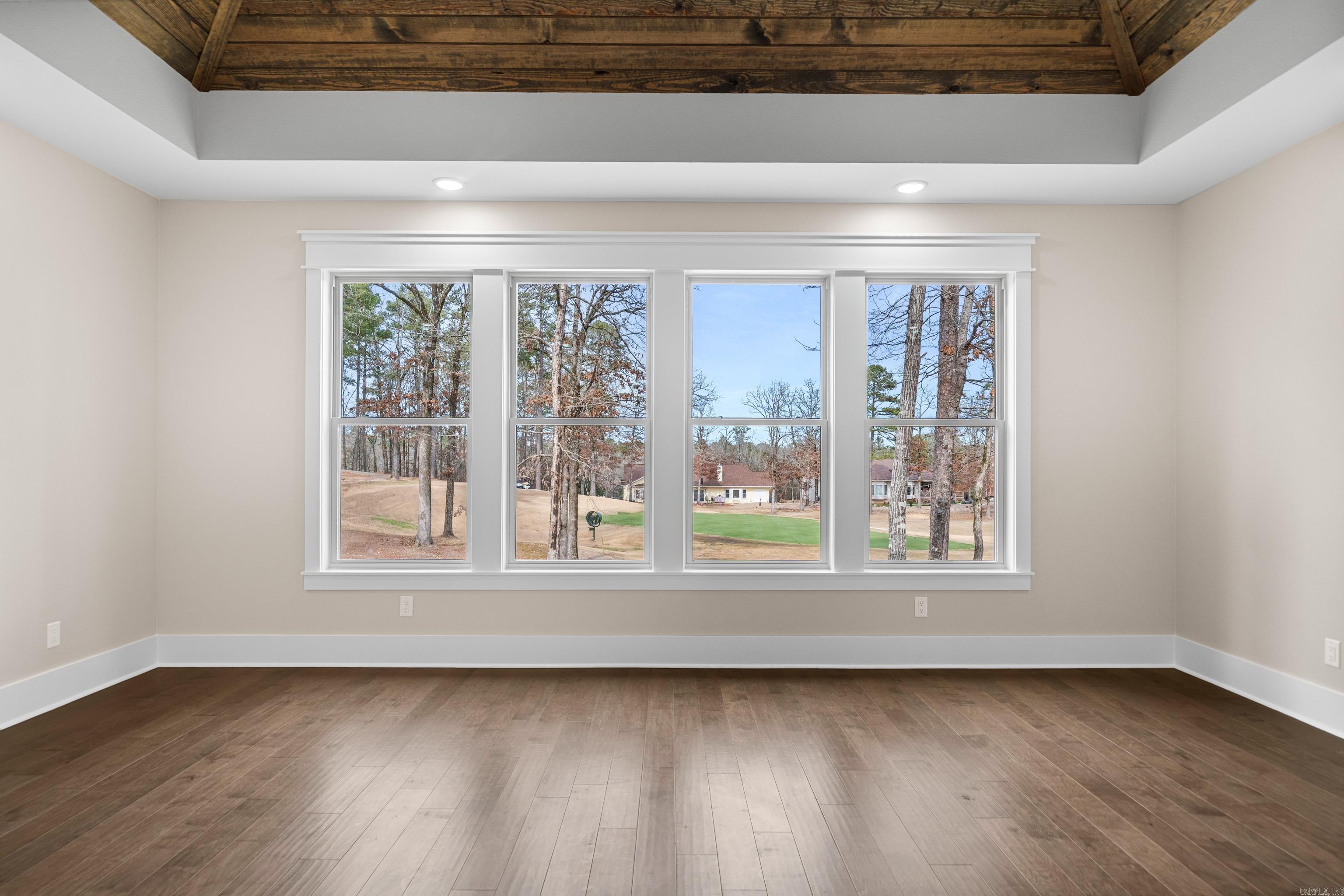 Isabella - Residential