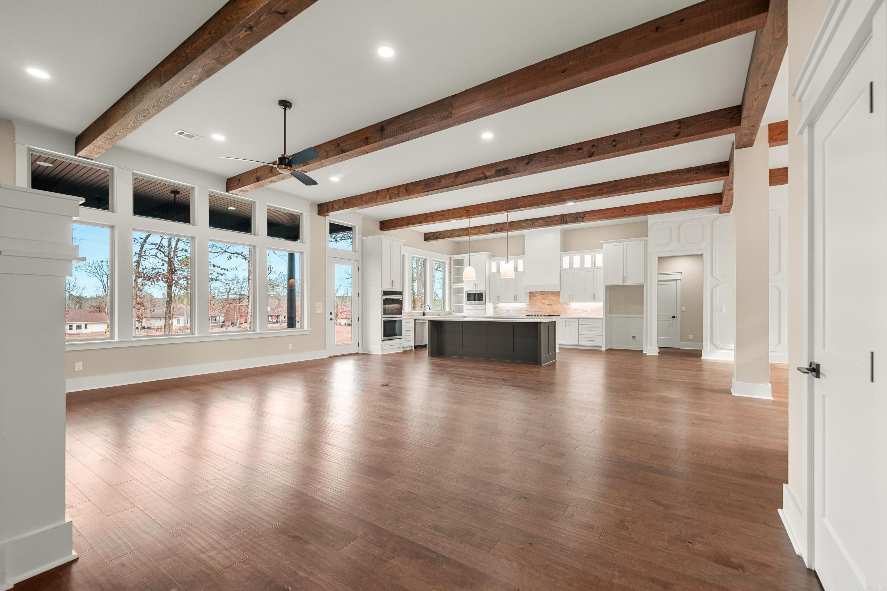 Isabella - Residential