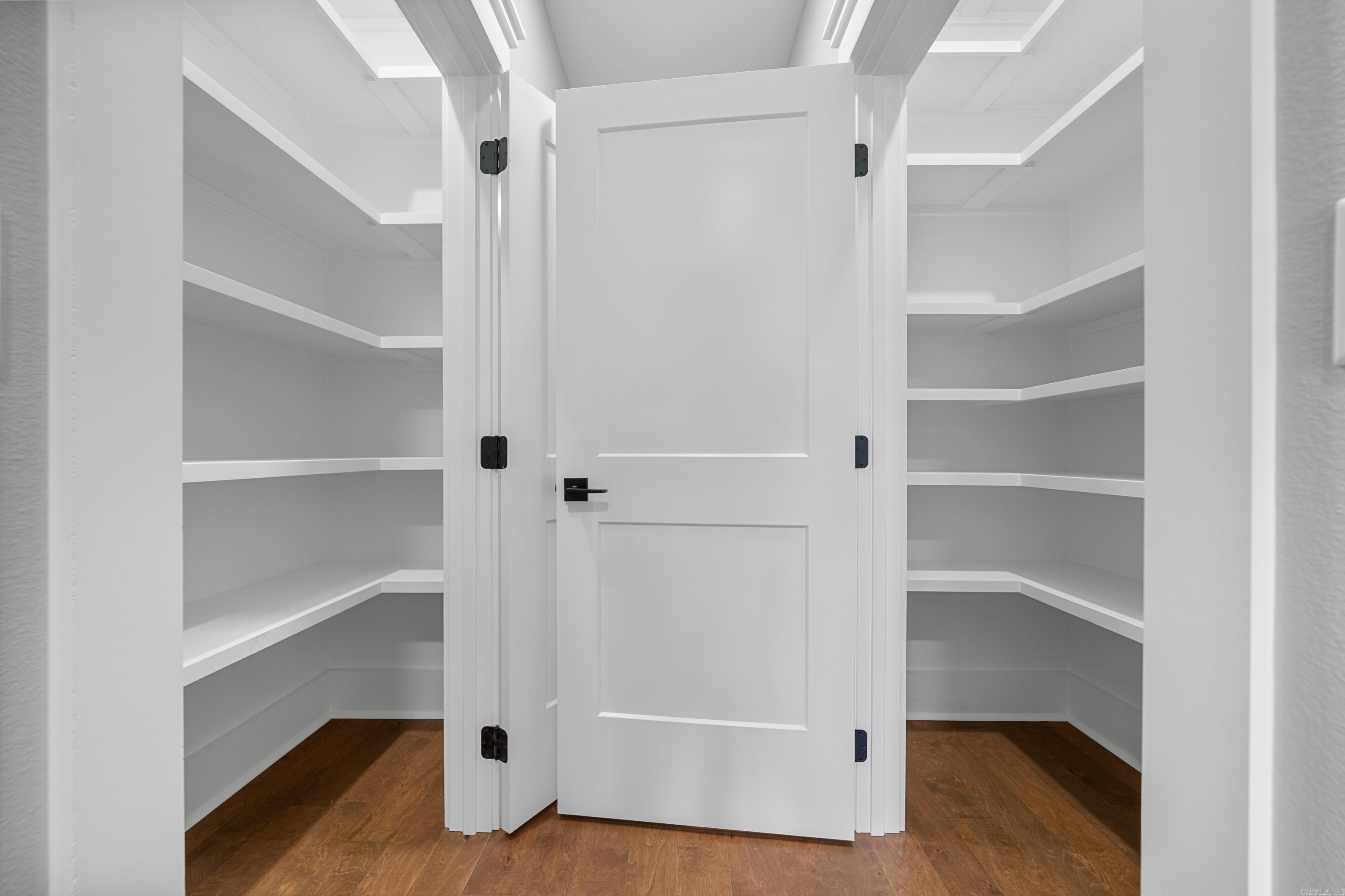 Isabella - Residential