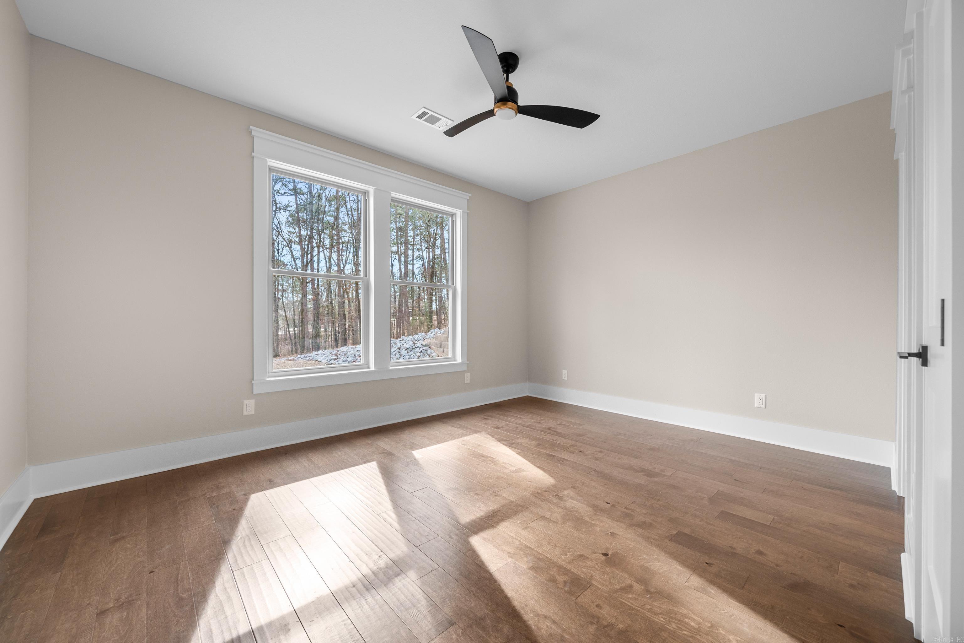 Isabella - Residential