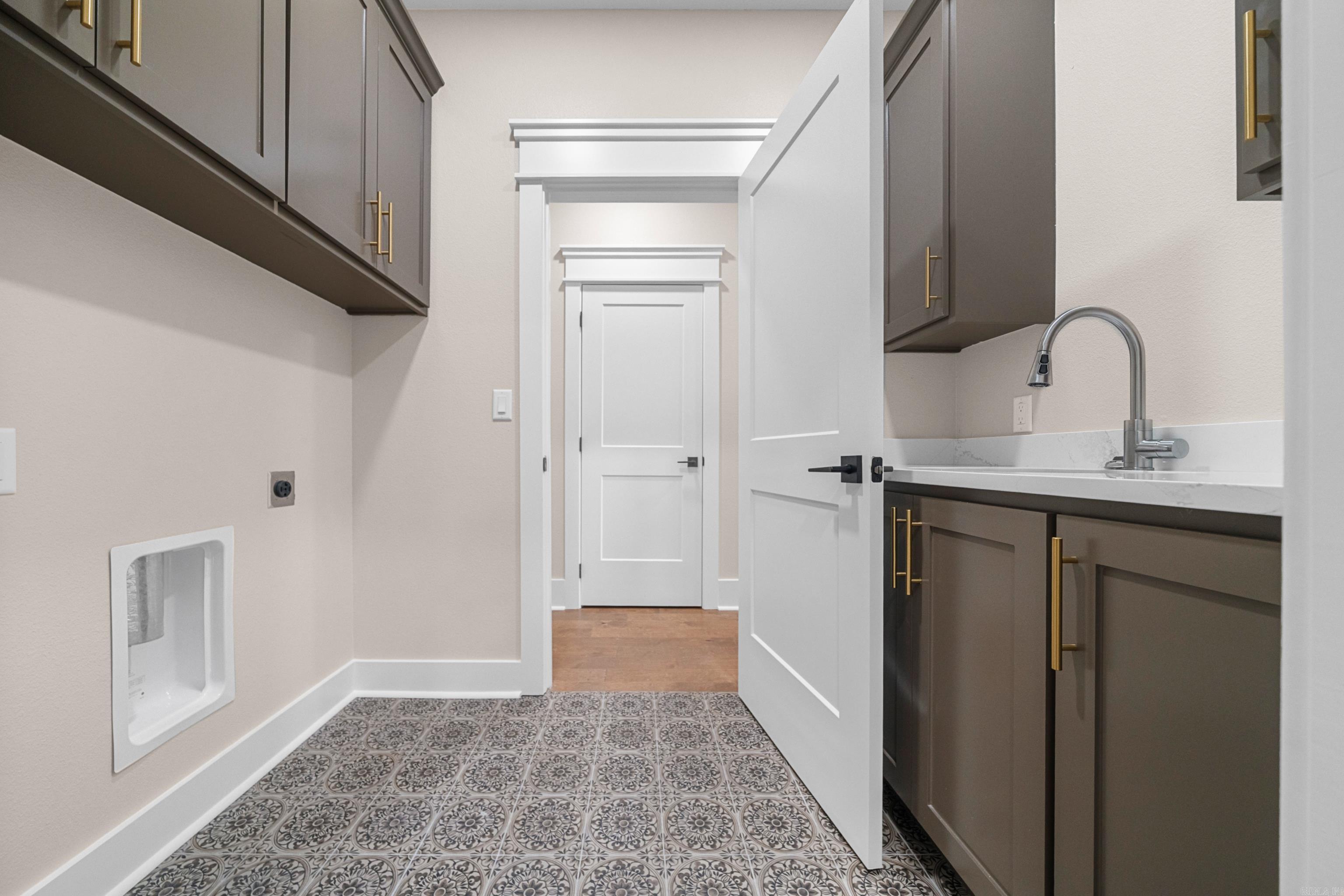 Isabella - Residential