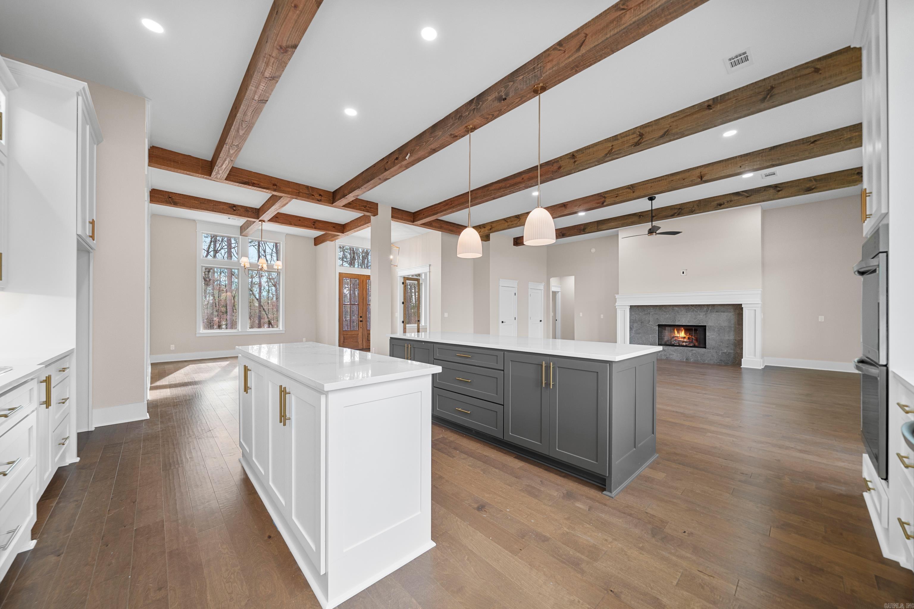 Isabella - Residential