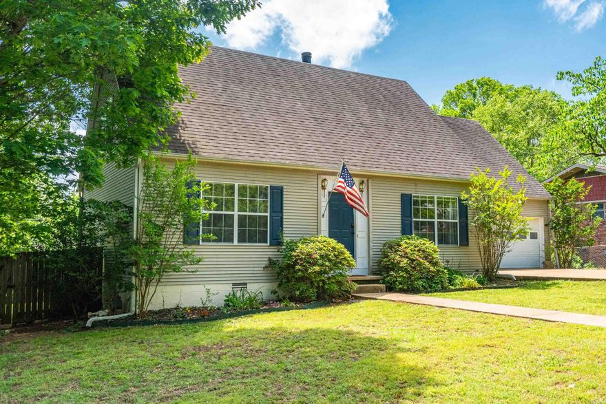 Check out the curb appeal on this Cape Cod style home located in a well established neighborhood just off Malvern Avenue.  Lots of updating throughout this 4 bedroom 2 bath home with a fully fenced backyard.  So much storage throughout with a 2 car garage, workshop and floored attic.  This home is located in an area that is in both Lakeside and Hot Springs School Districts so the choice is yours.  Sellers told me that they had the BEST neighbors!  A new roof will be installed in the next couple weeks.