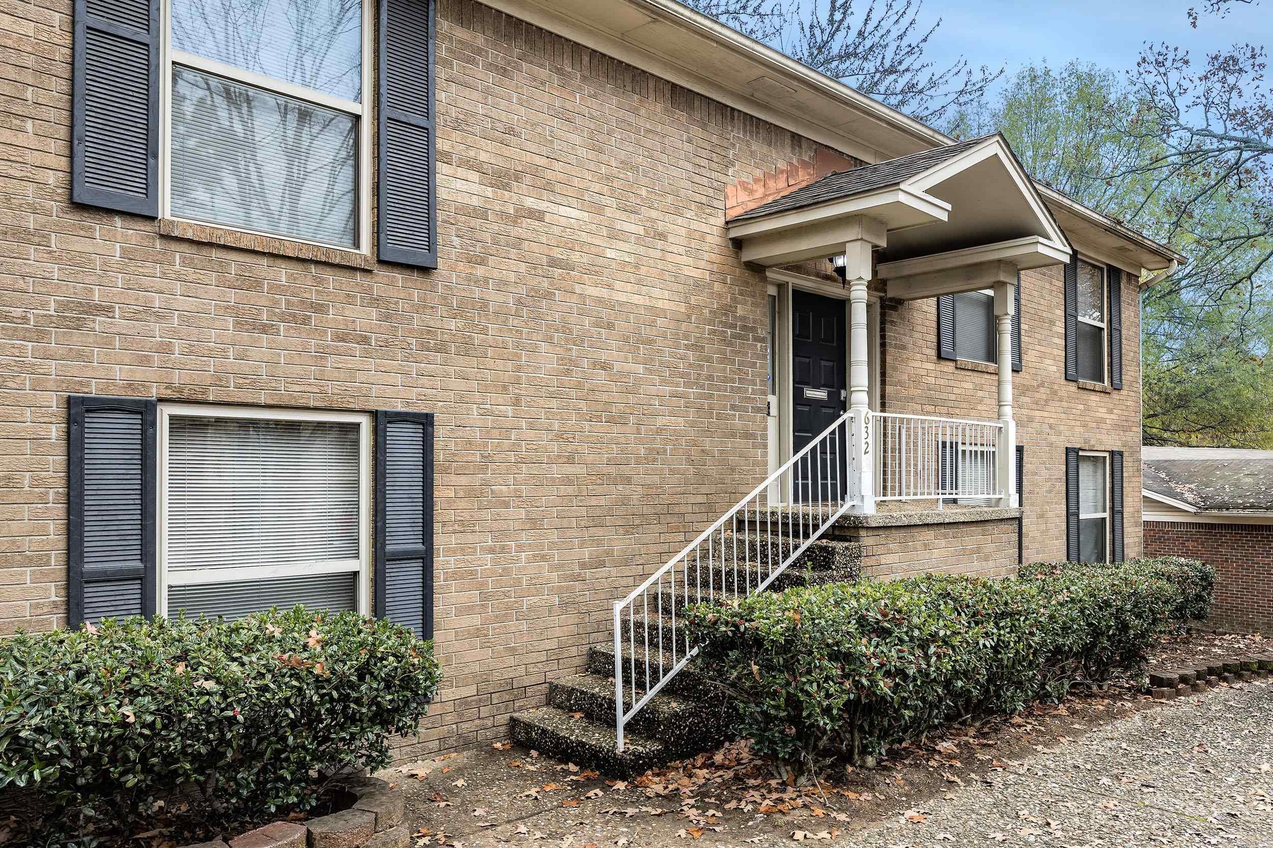 GREEN HILLS - Residential