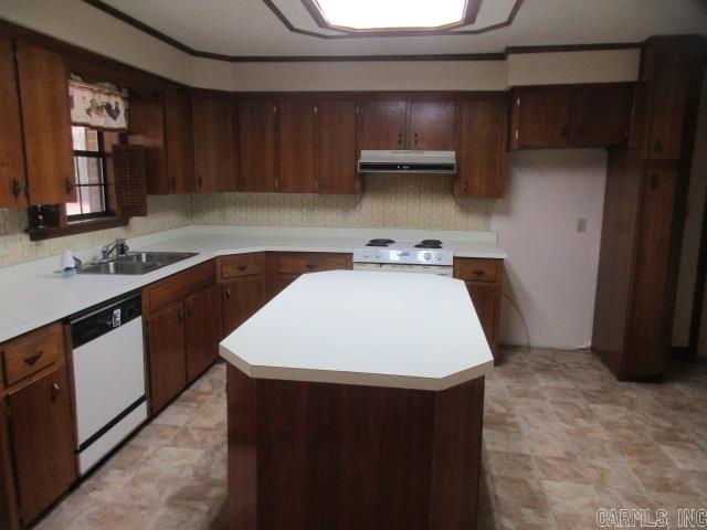 PINE CREST ADDN - Residential