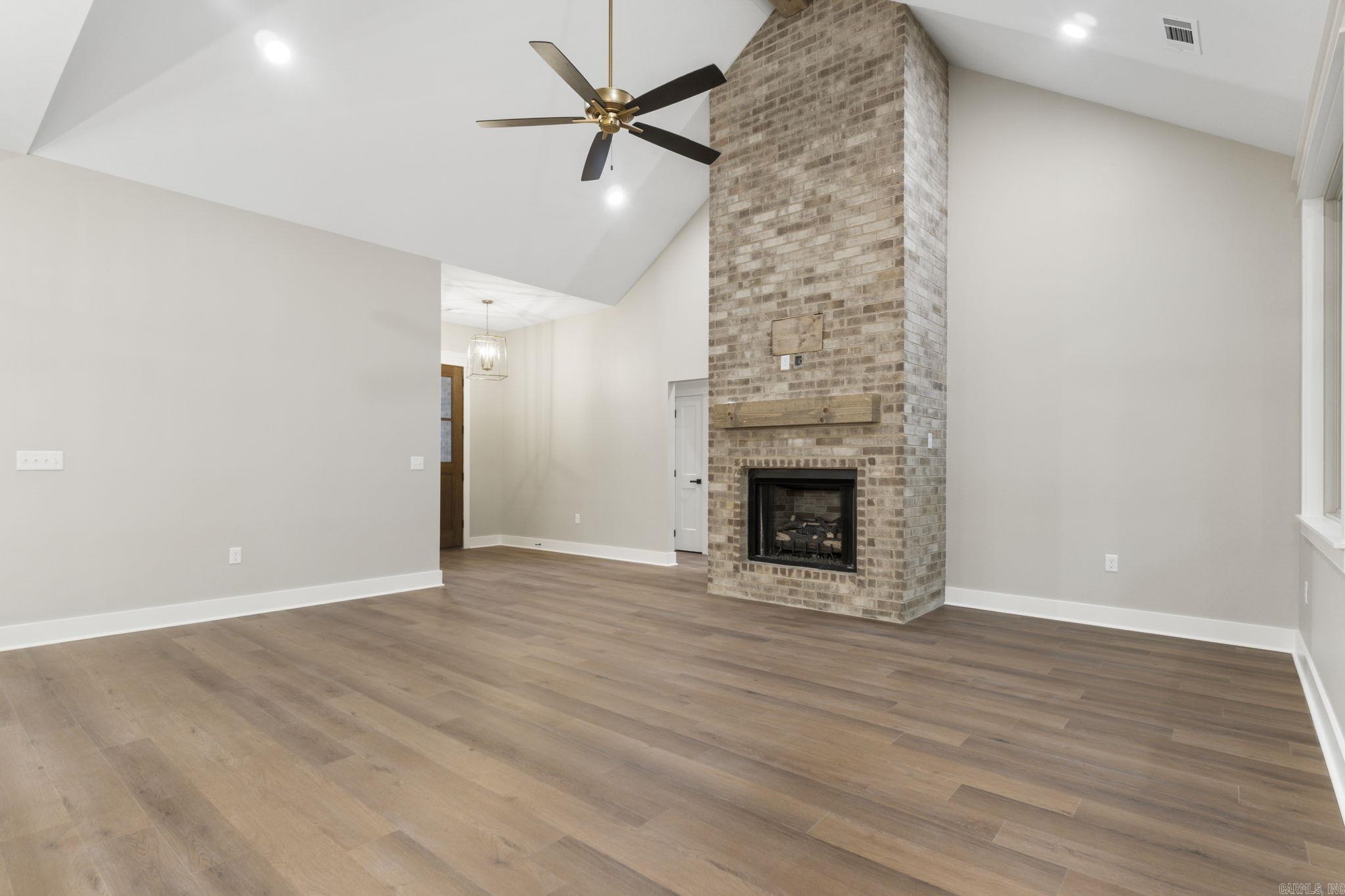 BRILLIANTE - Residential