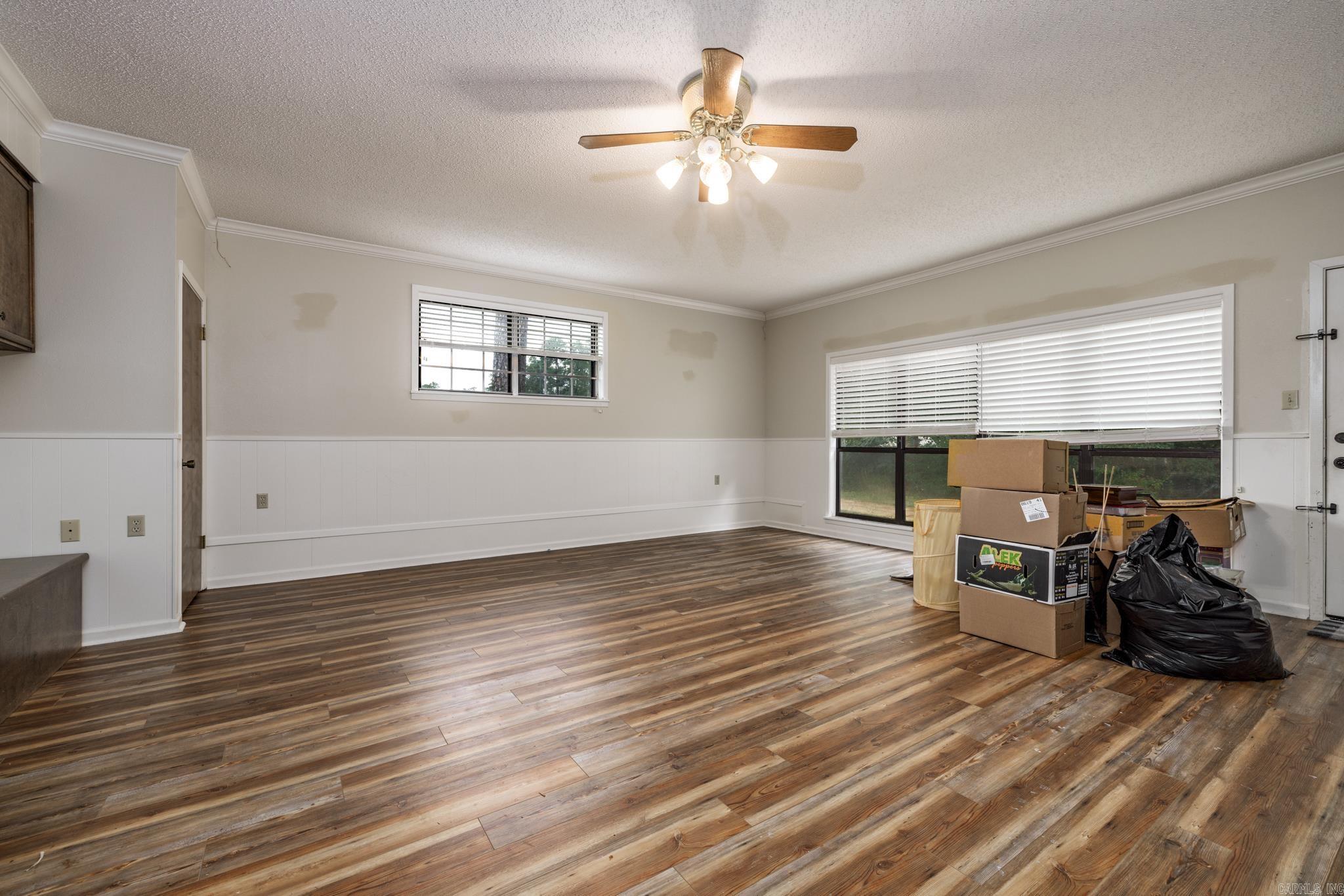 Country Club Estates - Residential