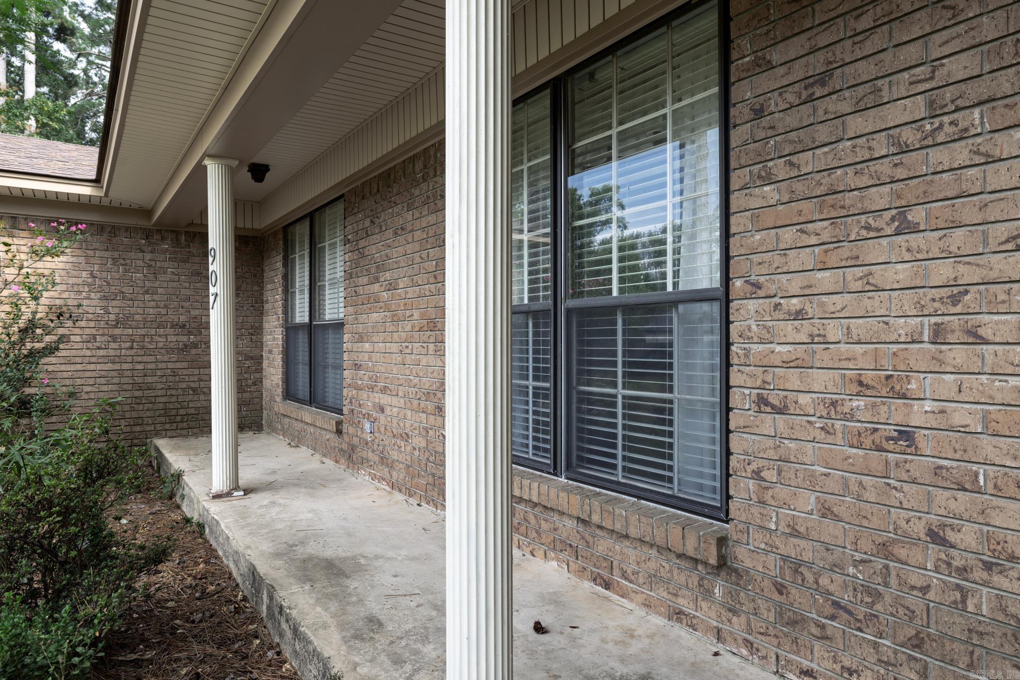 Country Club Estates - Residential