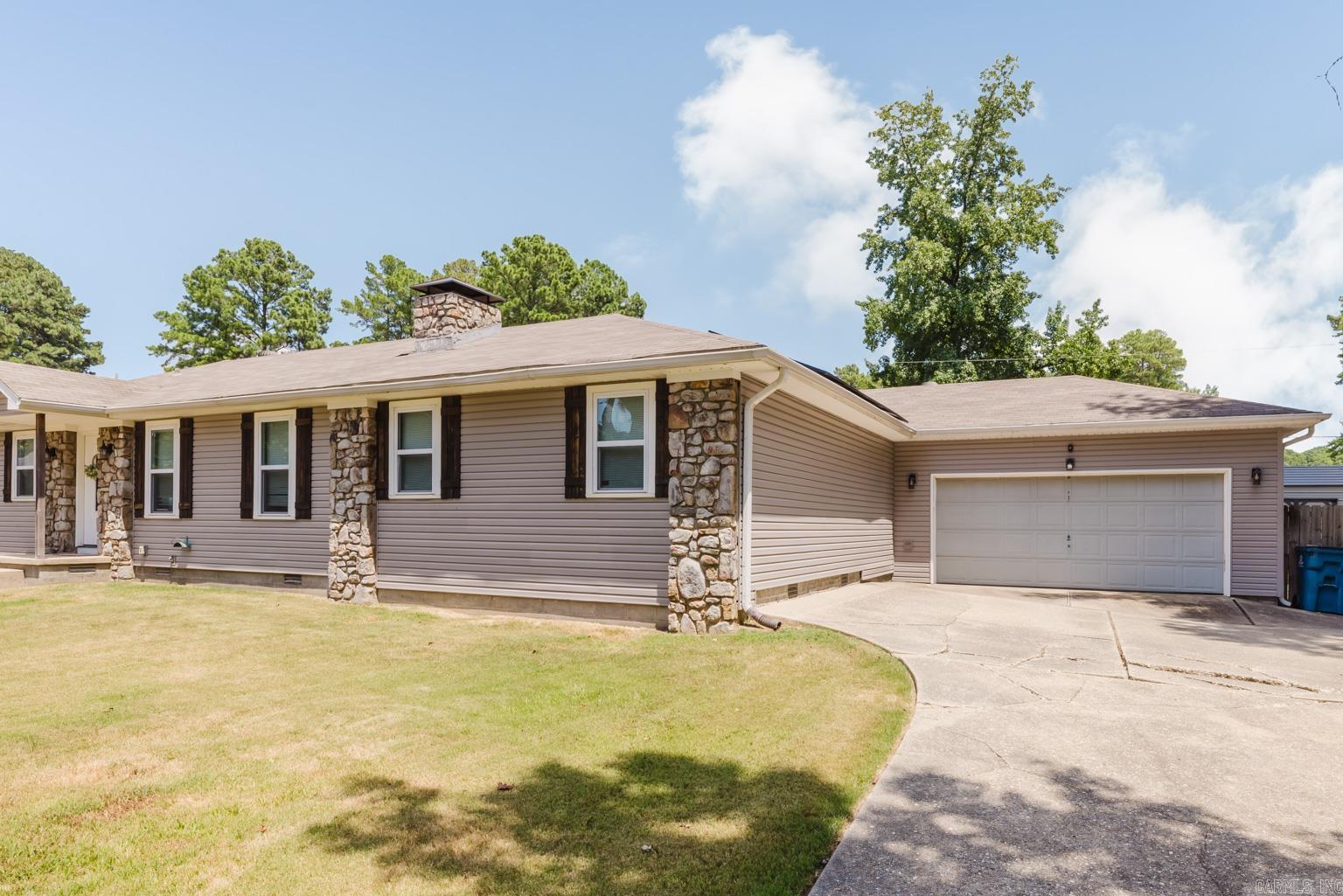 WOODLAND ACRES - Residential