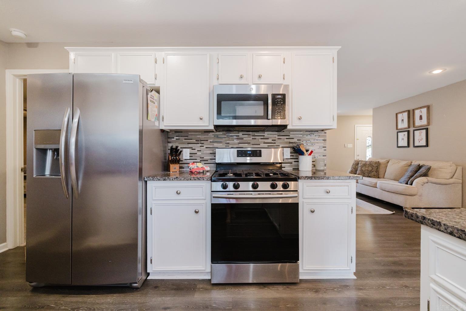 WOODLAND ACRES - Residential