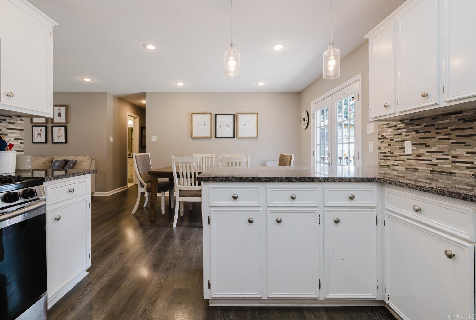 WOODLAND ACRES - Residential