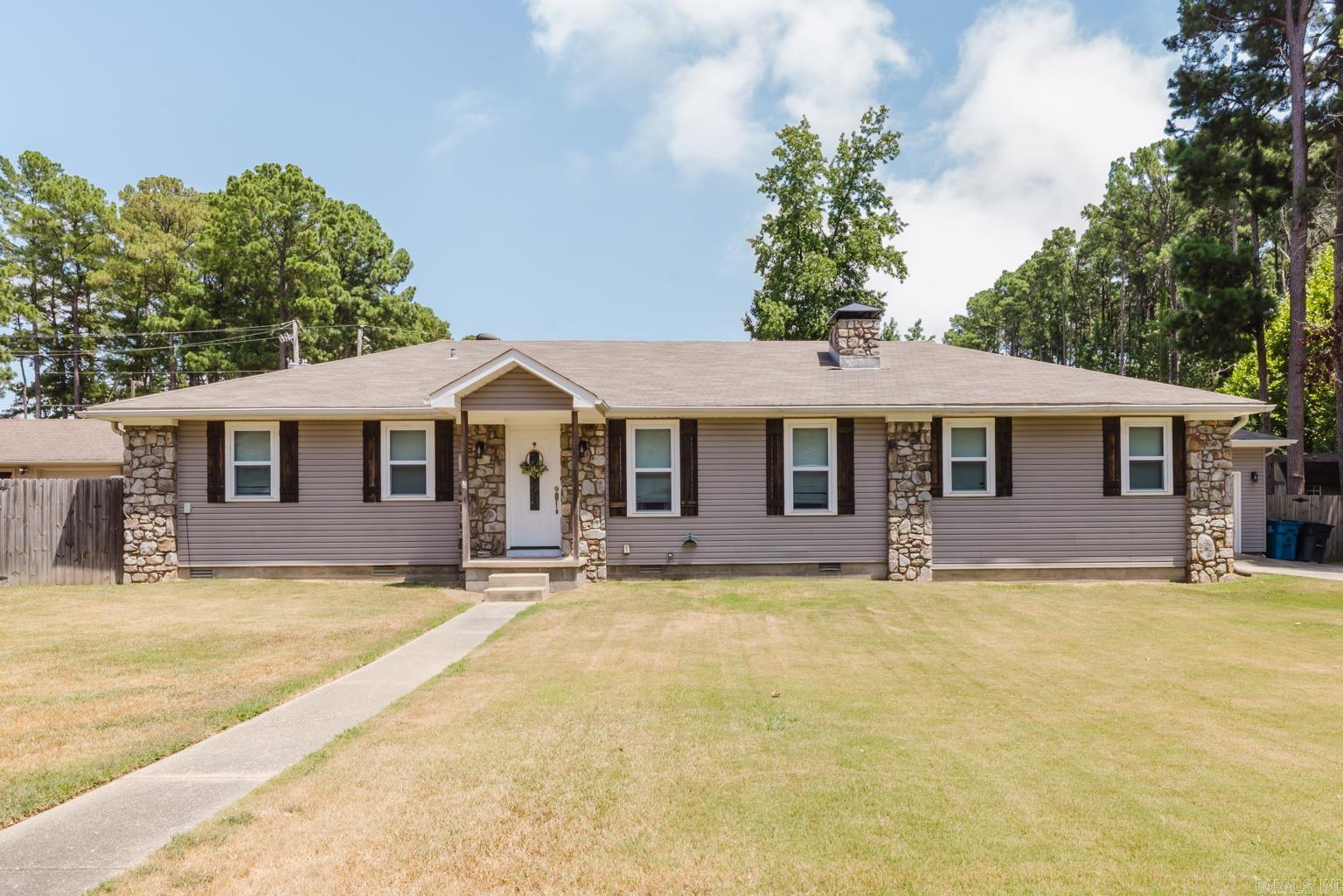 WOODLAND ACRES - Residential