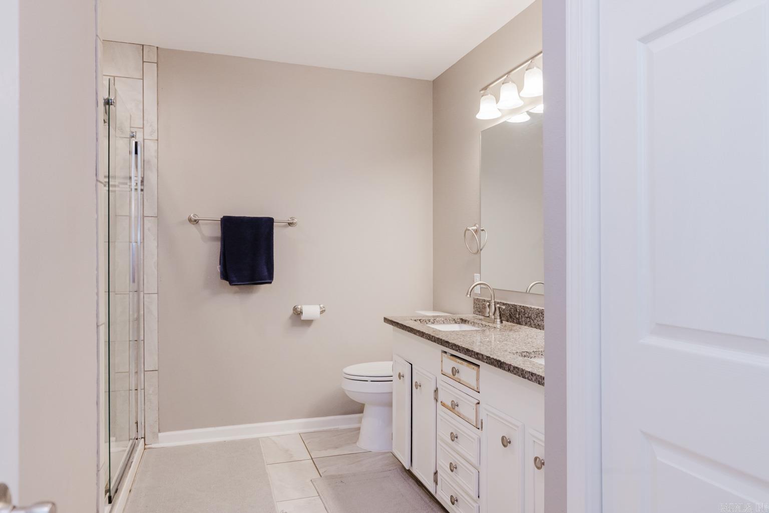 WOODLAND ACRES - Residential