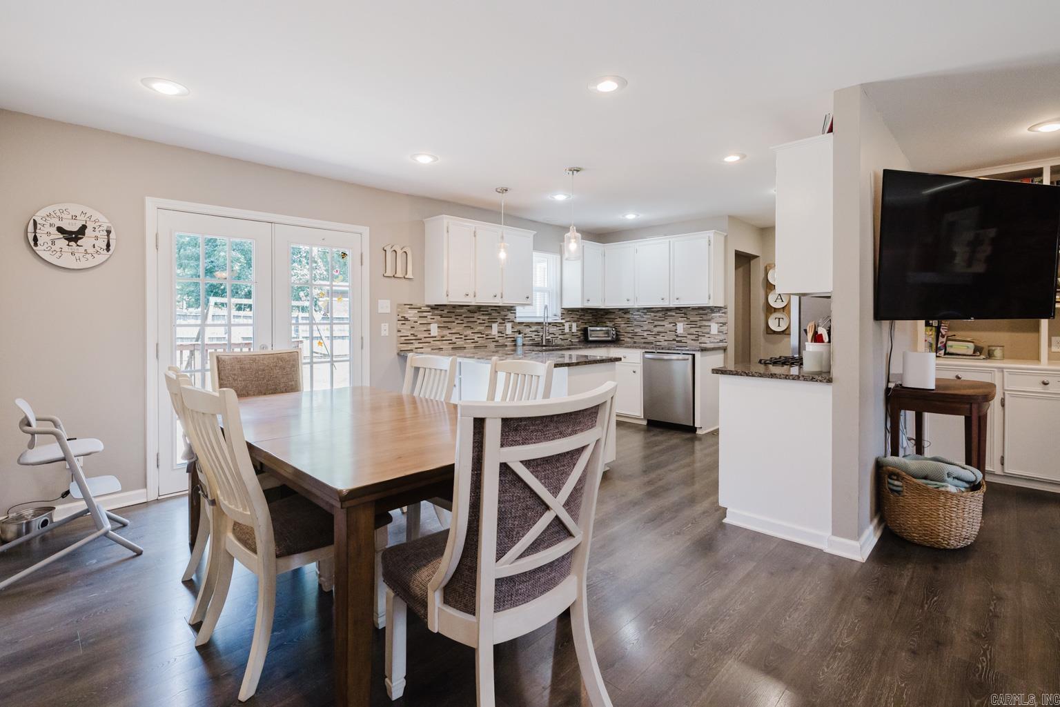 WOODLAND ACRES - Residential