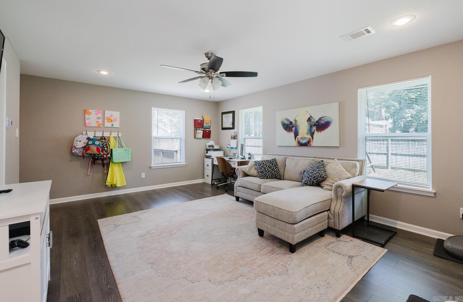 WOODLAND ACRES - Residential