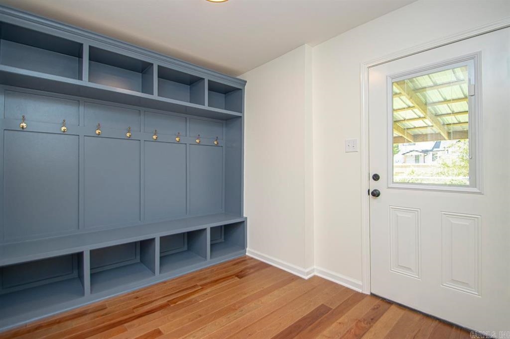 Lincoln Park - Residential