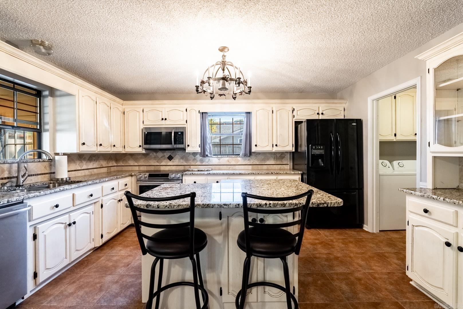 ROLLING BROOK - Residential