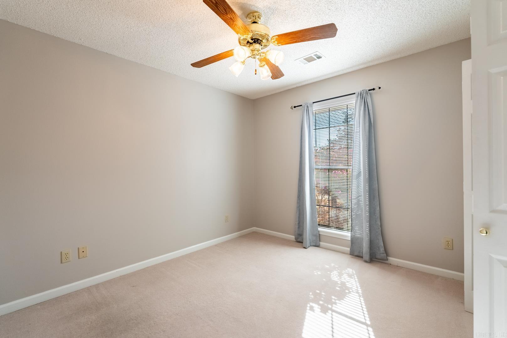 ROLLING BROOK - Residential