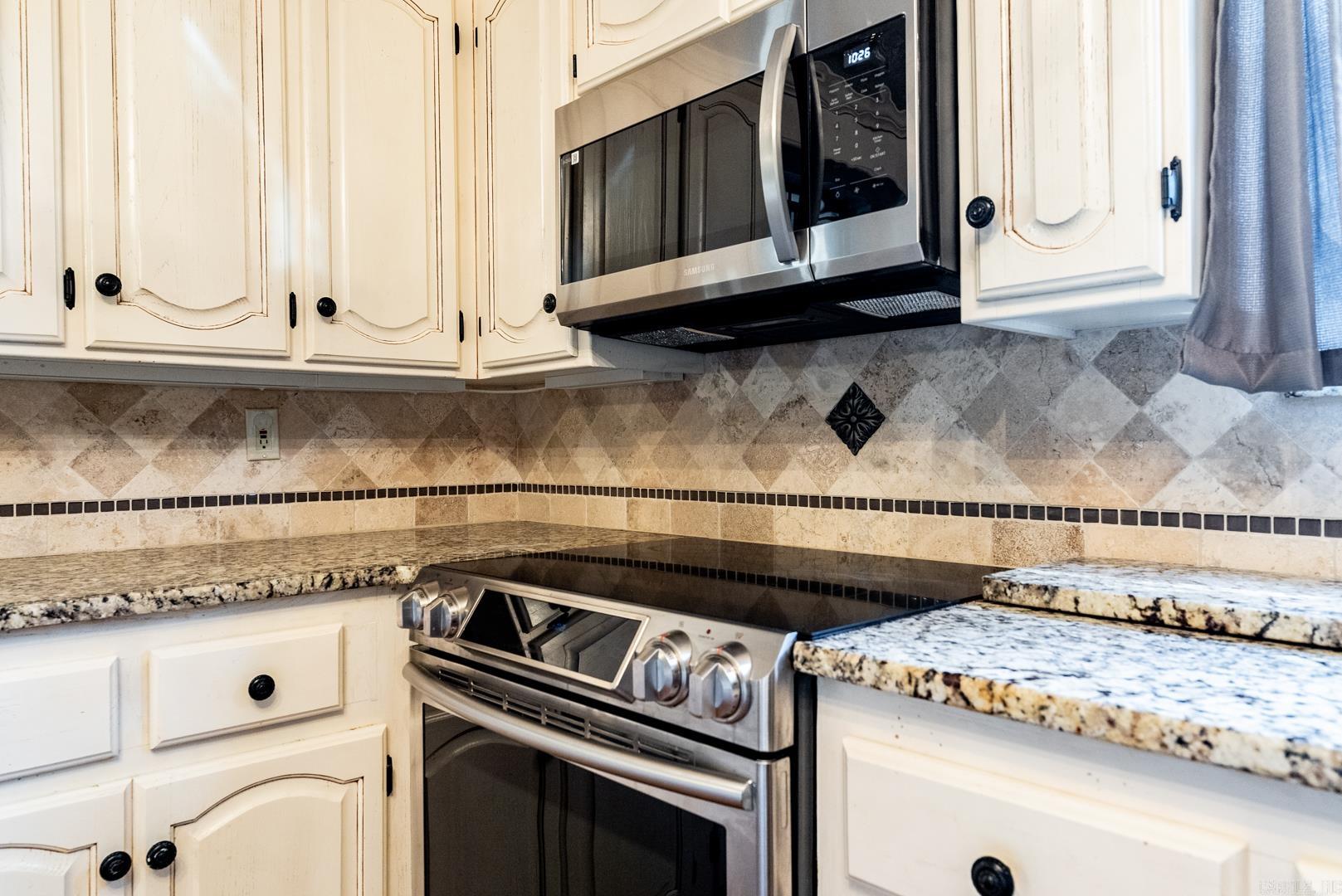 ROLLING BROOK - Residential