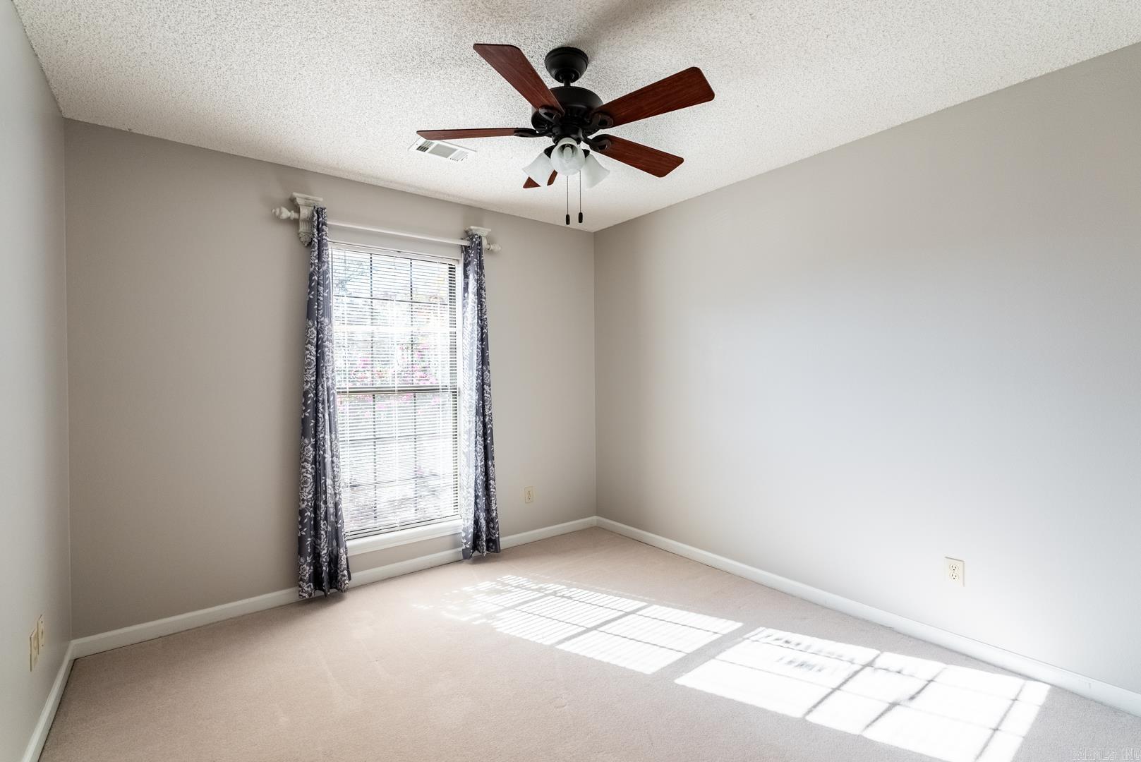 ROLLING BROOK - Residential